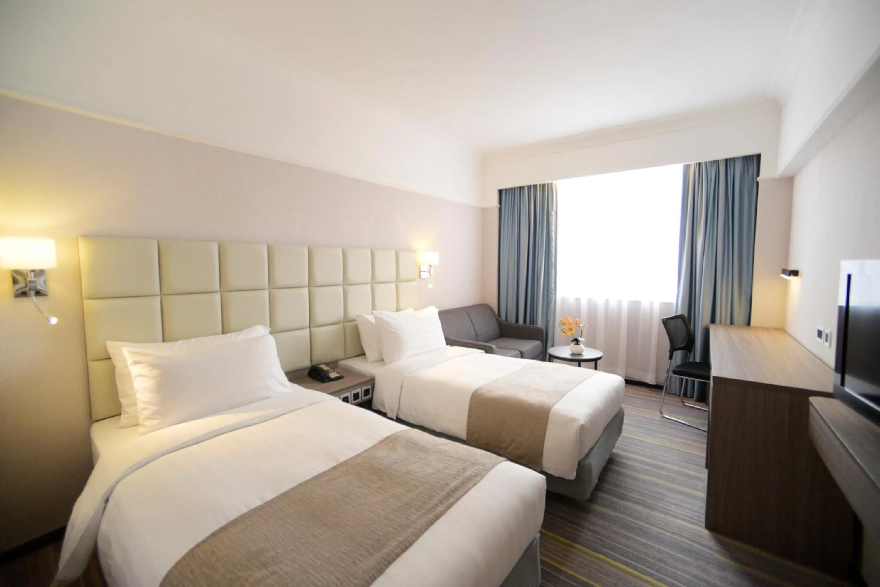 Bedroom, Bed in Panda Hotel