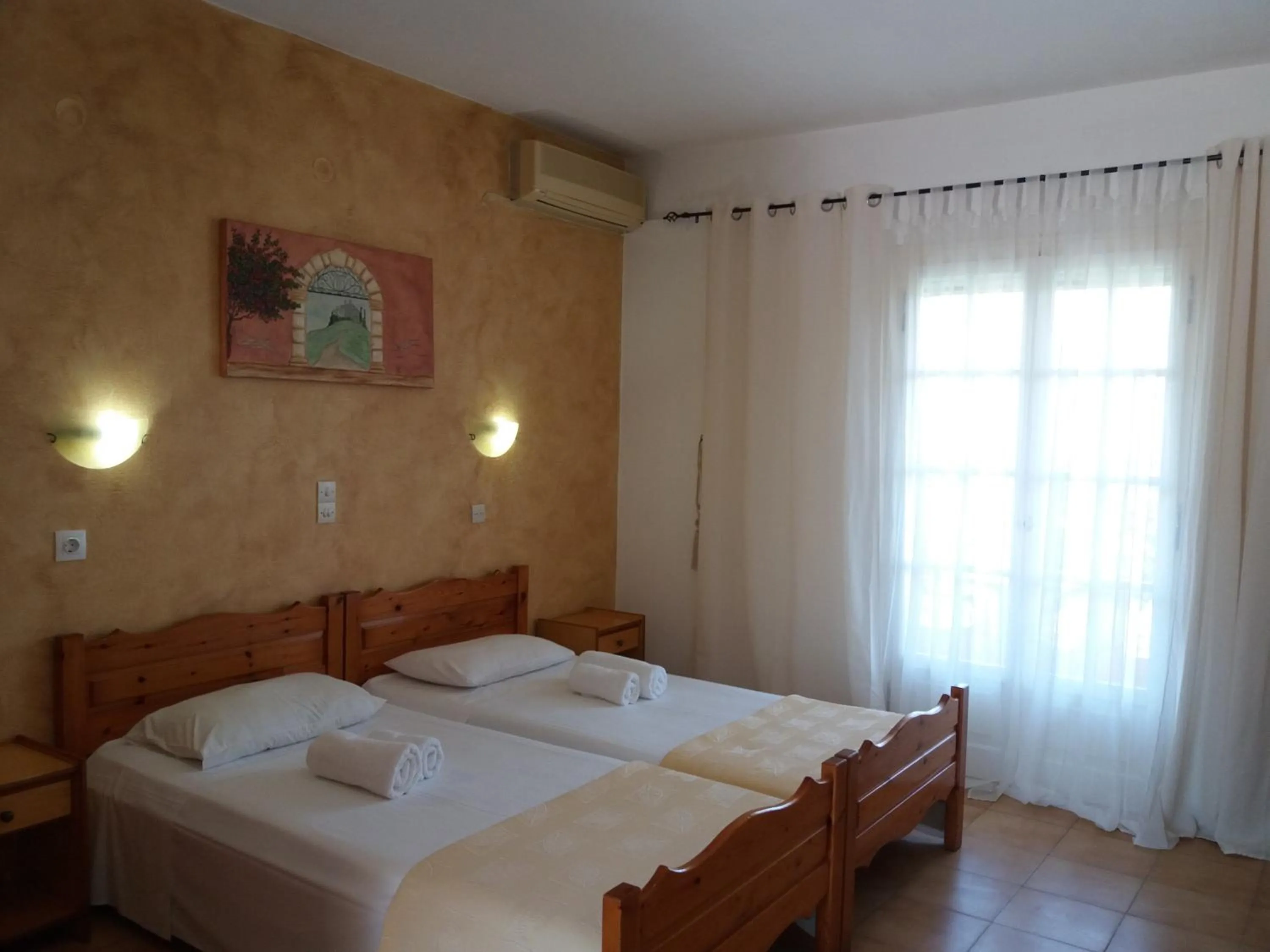 Athineos Apartments