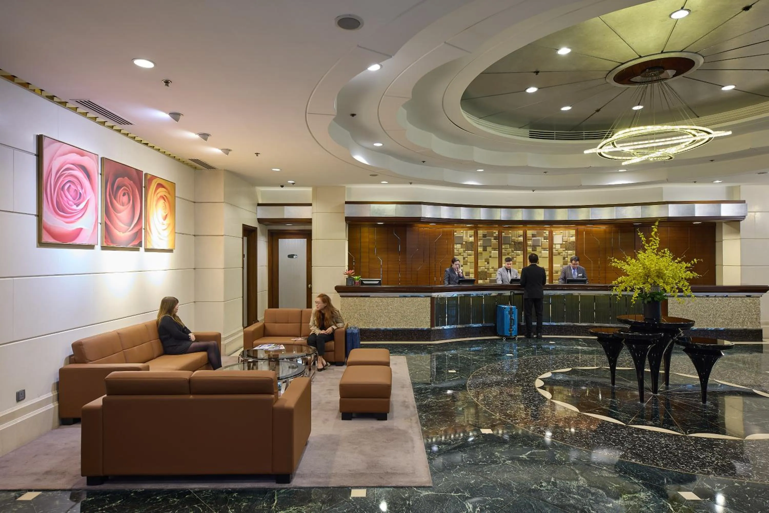 Lobby or reception in Rosedale Hotel Hong Kong
