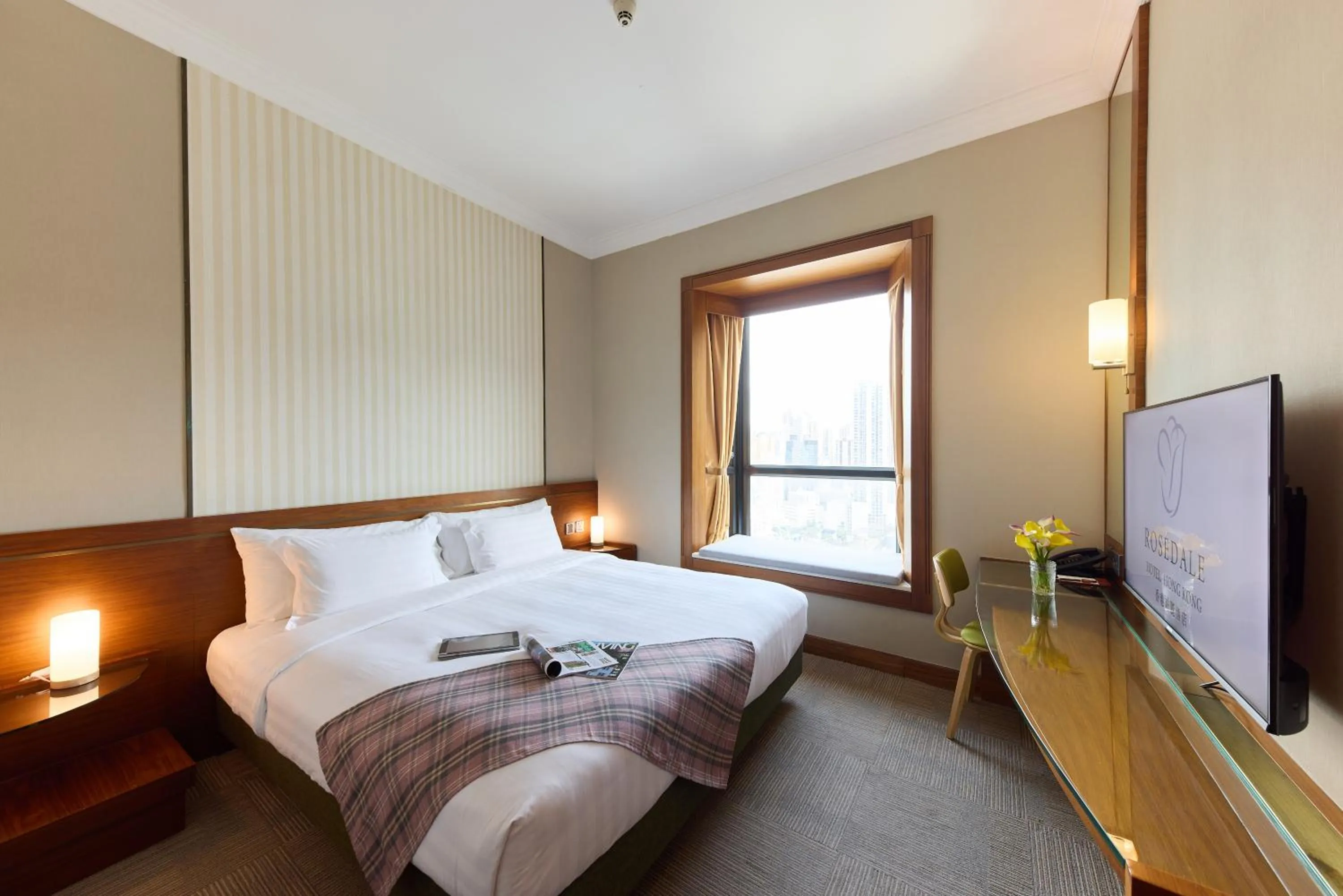 Bed in Rosedale Hotel Hong Kong