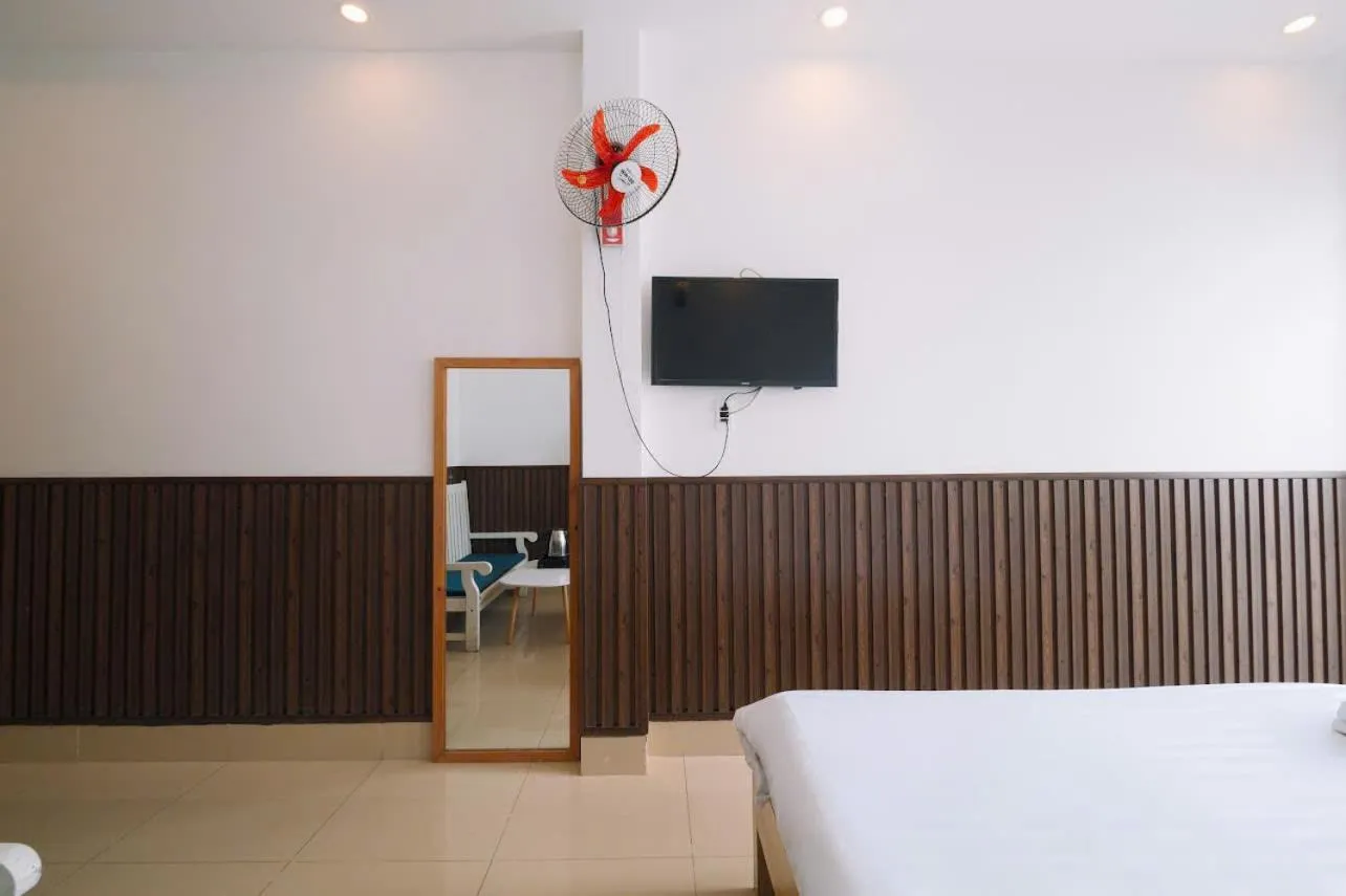 Photo of the whole room, Bed in Cherry House Đà Lạt