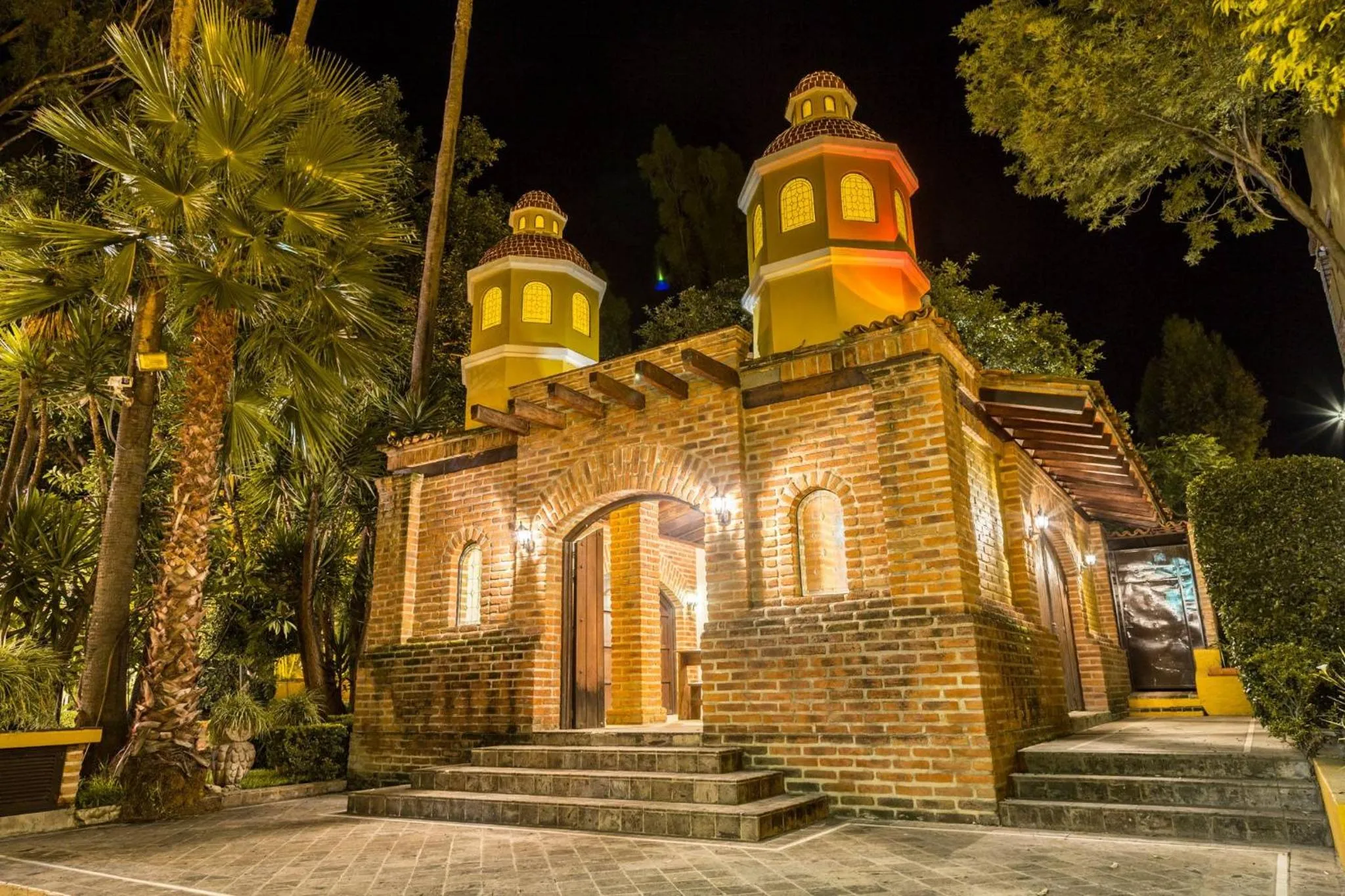 Property building in Quinta San Carlos