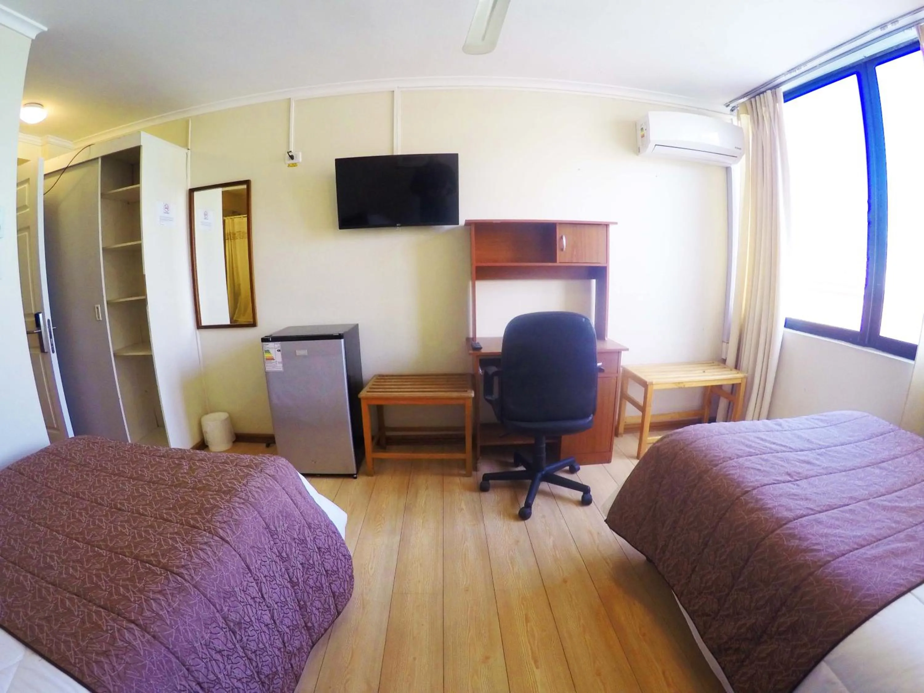 Bathroom, Bed in Hotel San Francisco De la Selva
