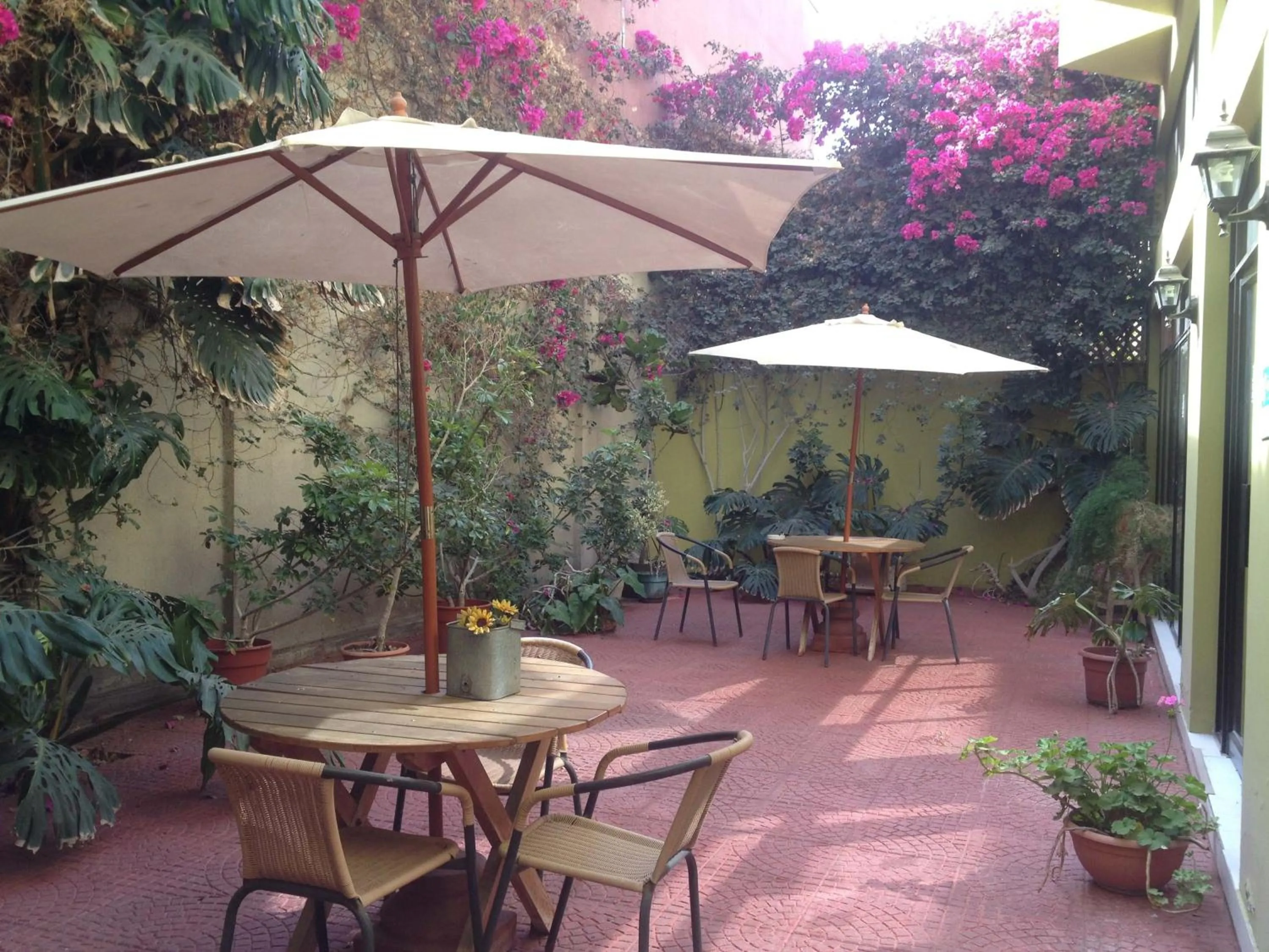 Facade/entrance in Hotel San Francisco De la Selva