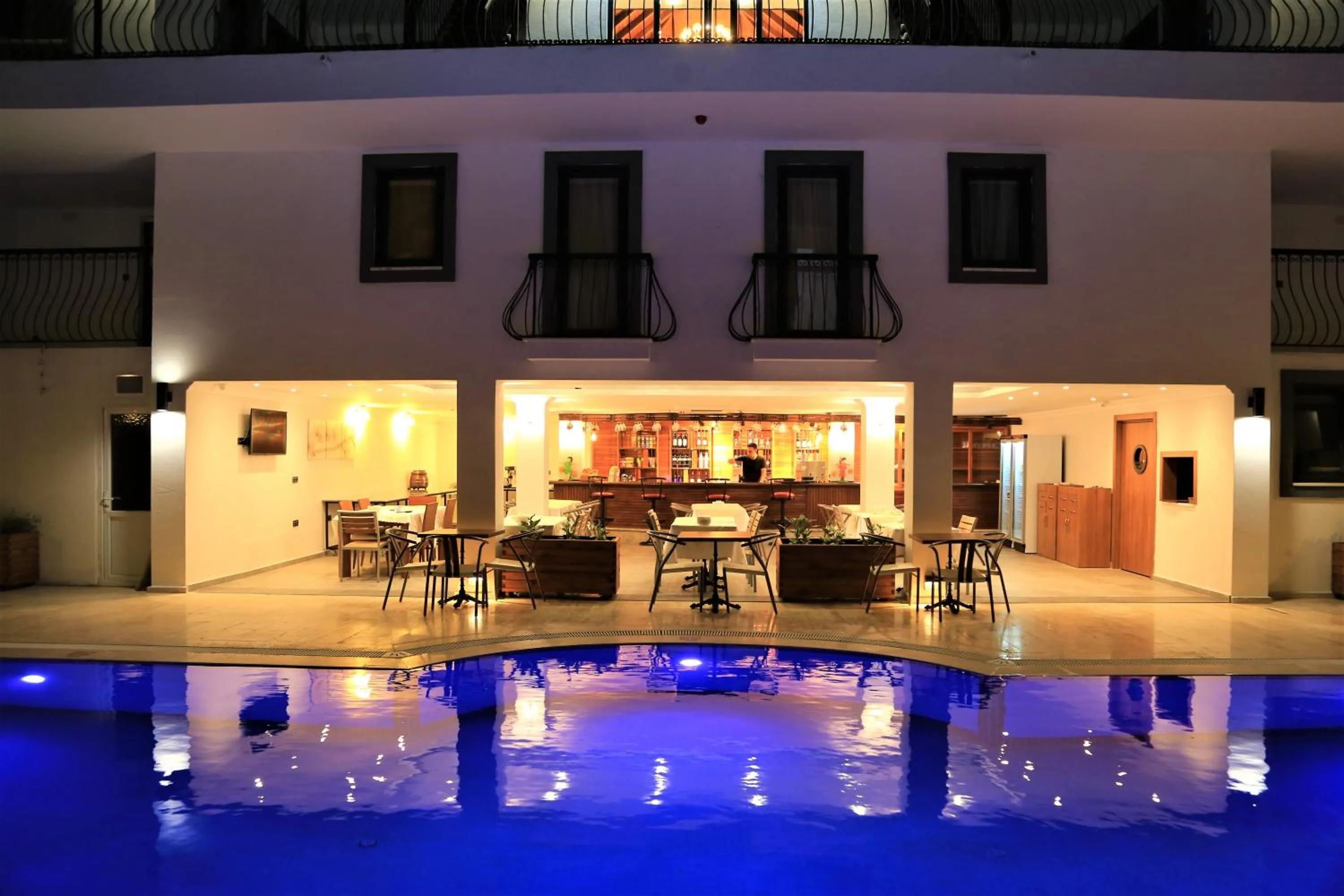 Restaurant/places to eat in Modern Life Hotel Bodrum