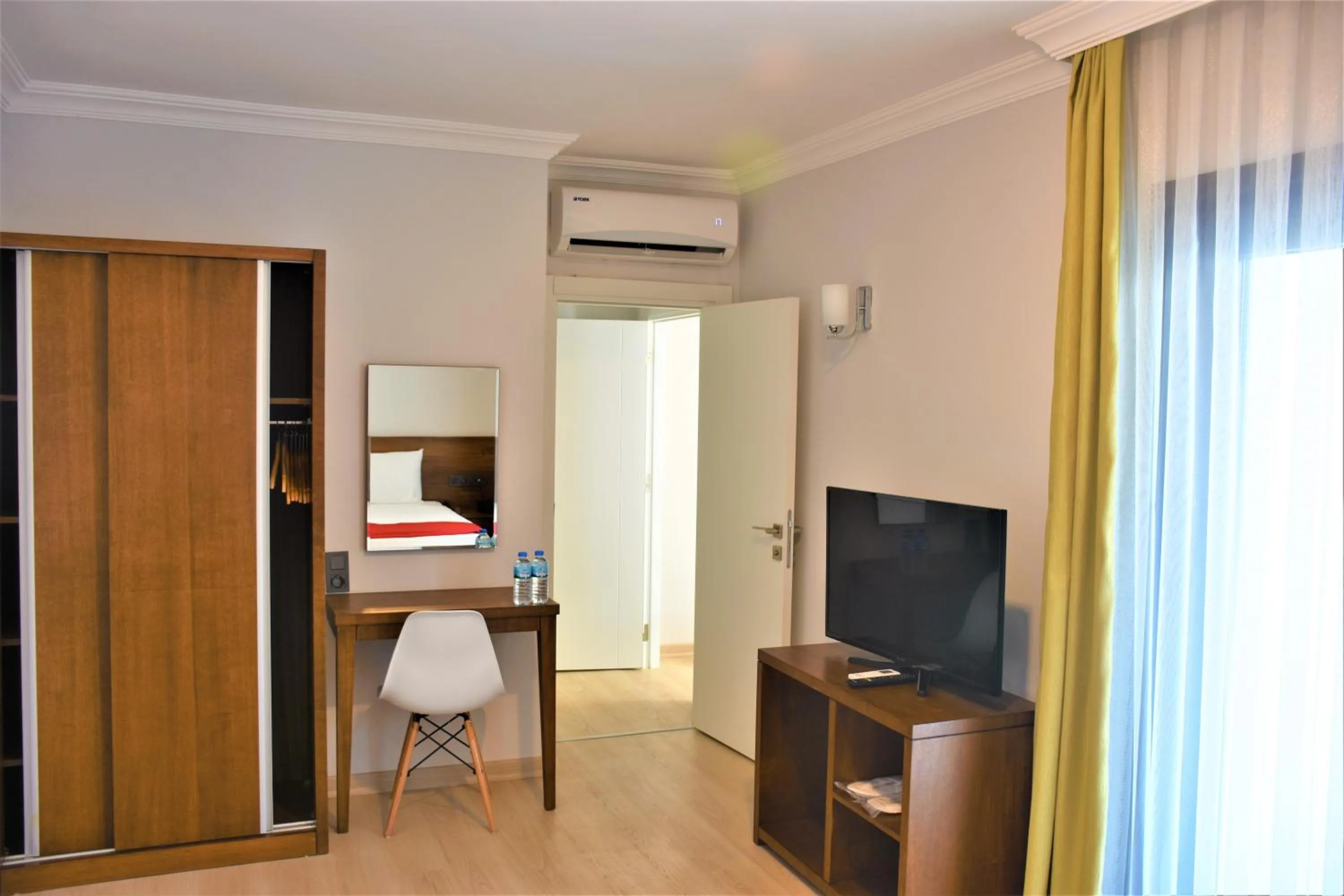 TV and multimedia in Modern Life Hotel Bodrum