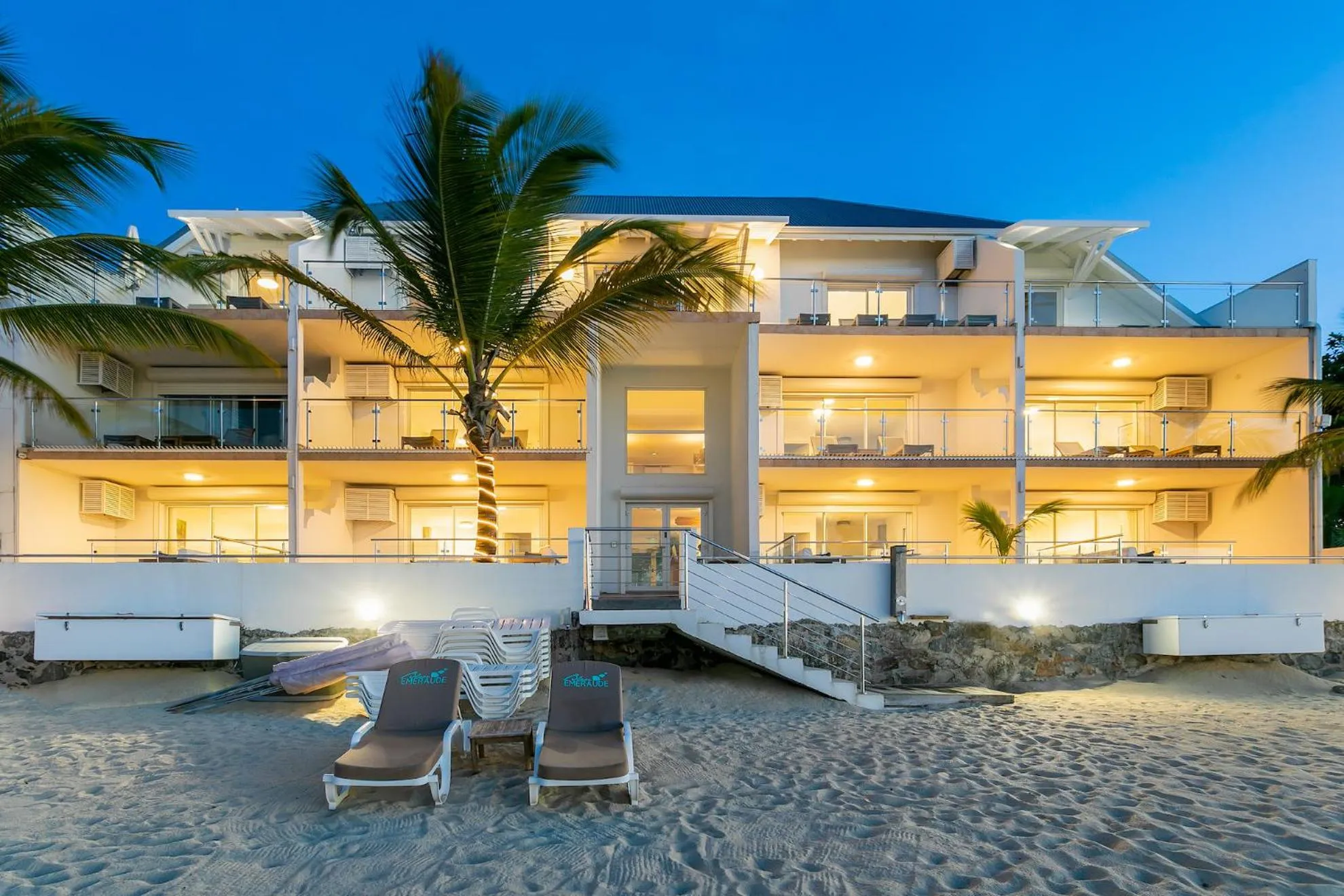 Property building in Bleu Emeraude Hotel