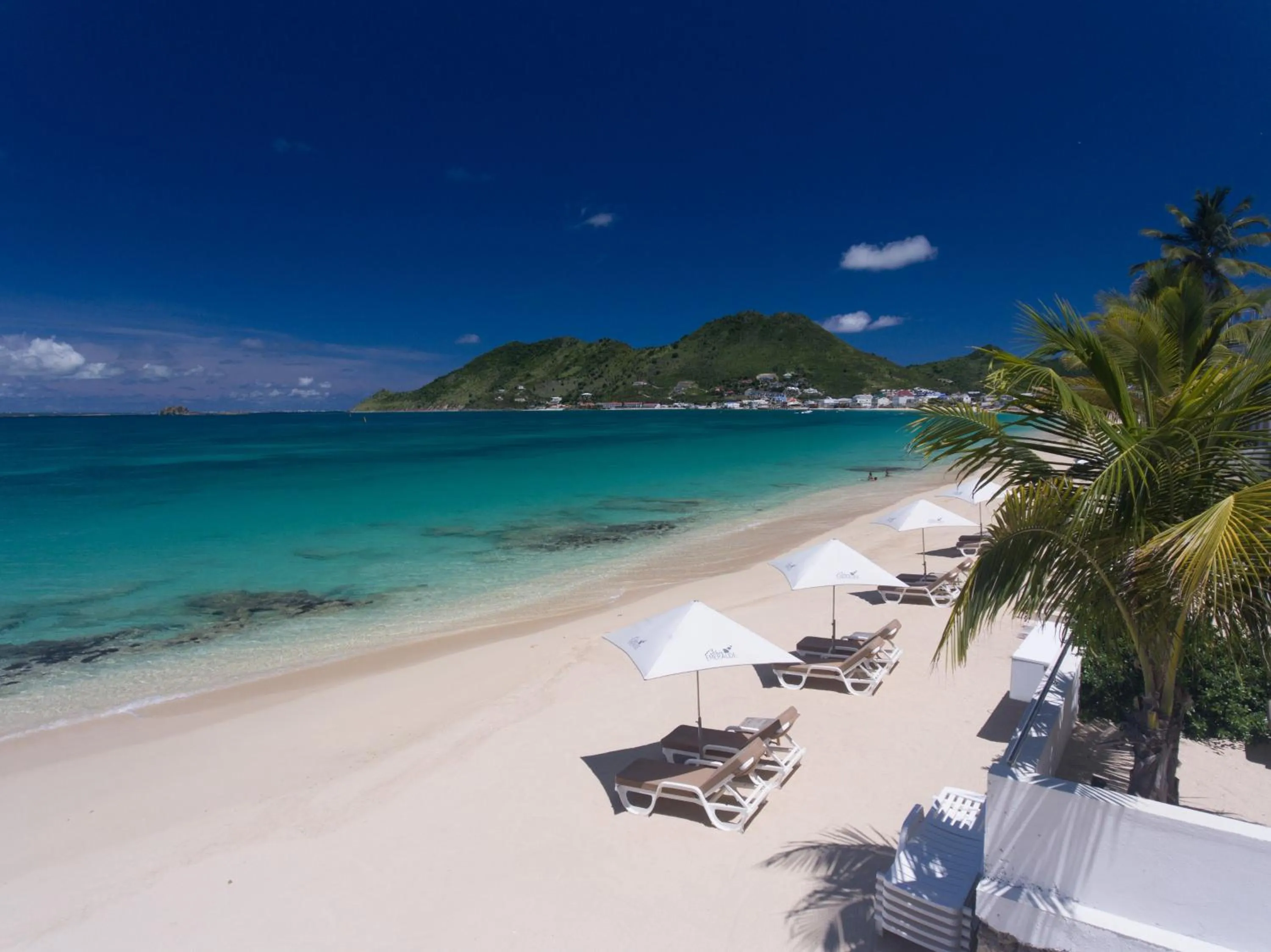 Beach in Bleu Emeraude Hotel