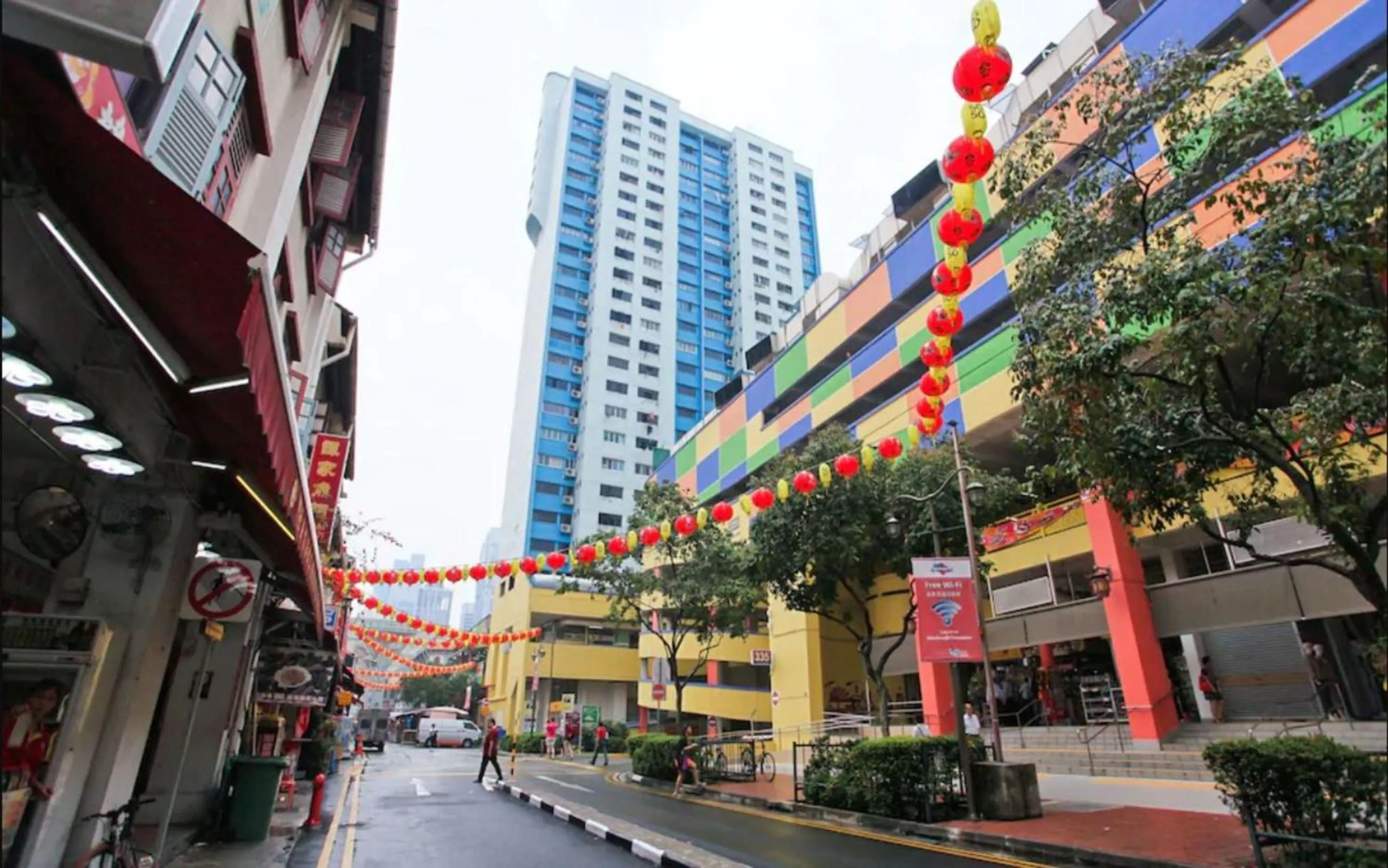 Facade/entrance in CUBE Boutique Capsule Hotel at Chinatown