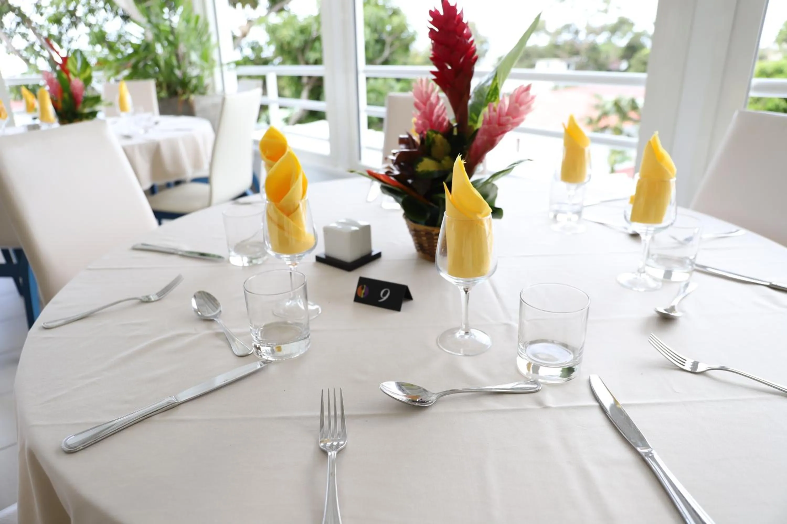 Restaurant/places to eat in Hôtel Saint-Georges