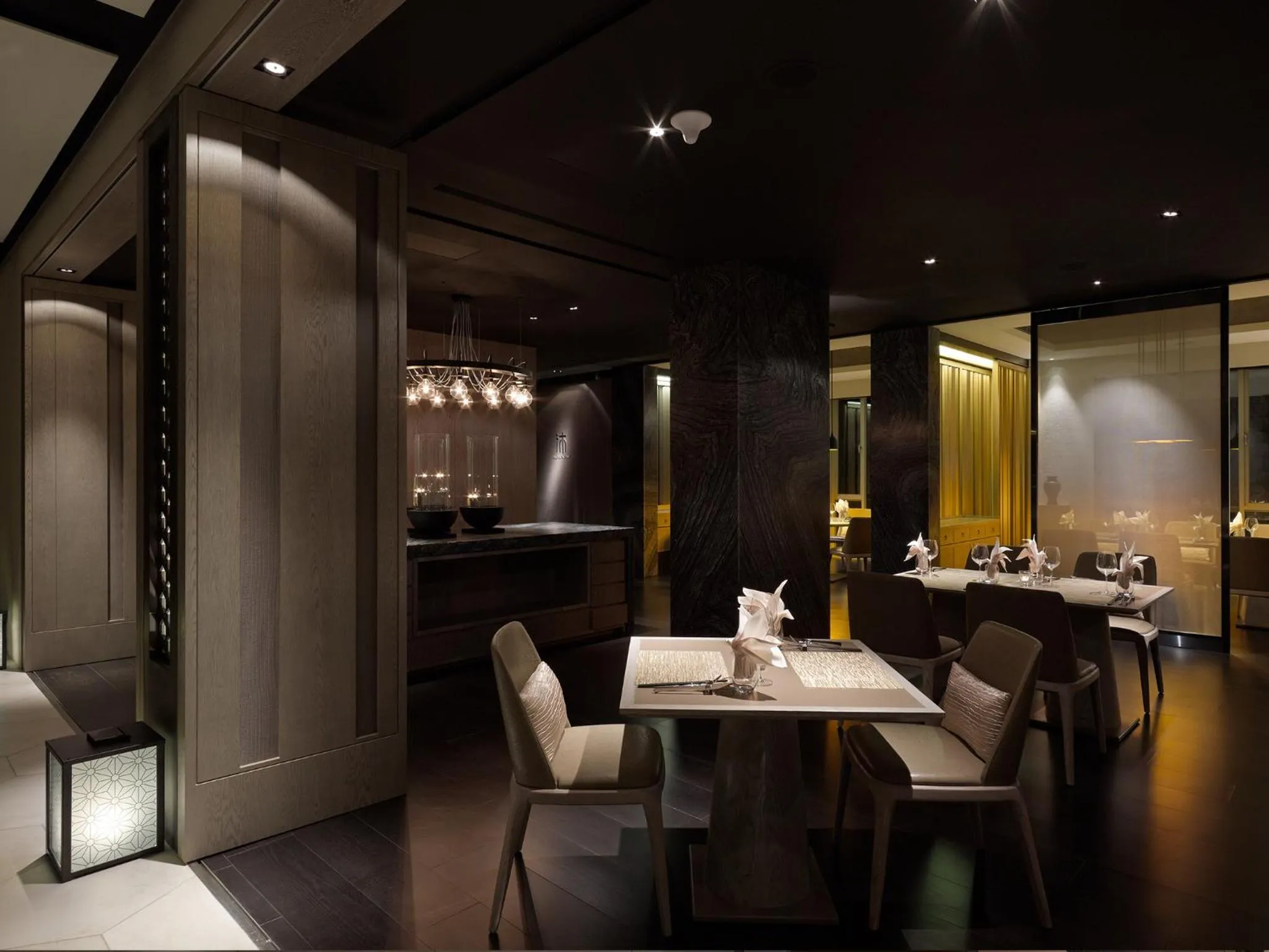 Restaurant/places to eat in Gloria Manor