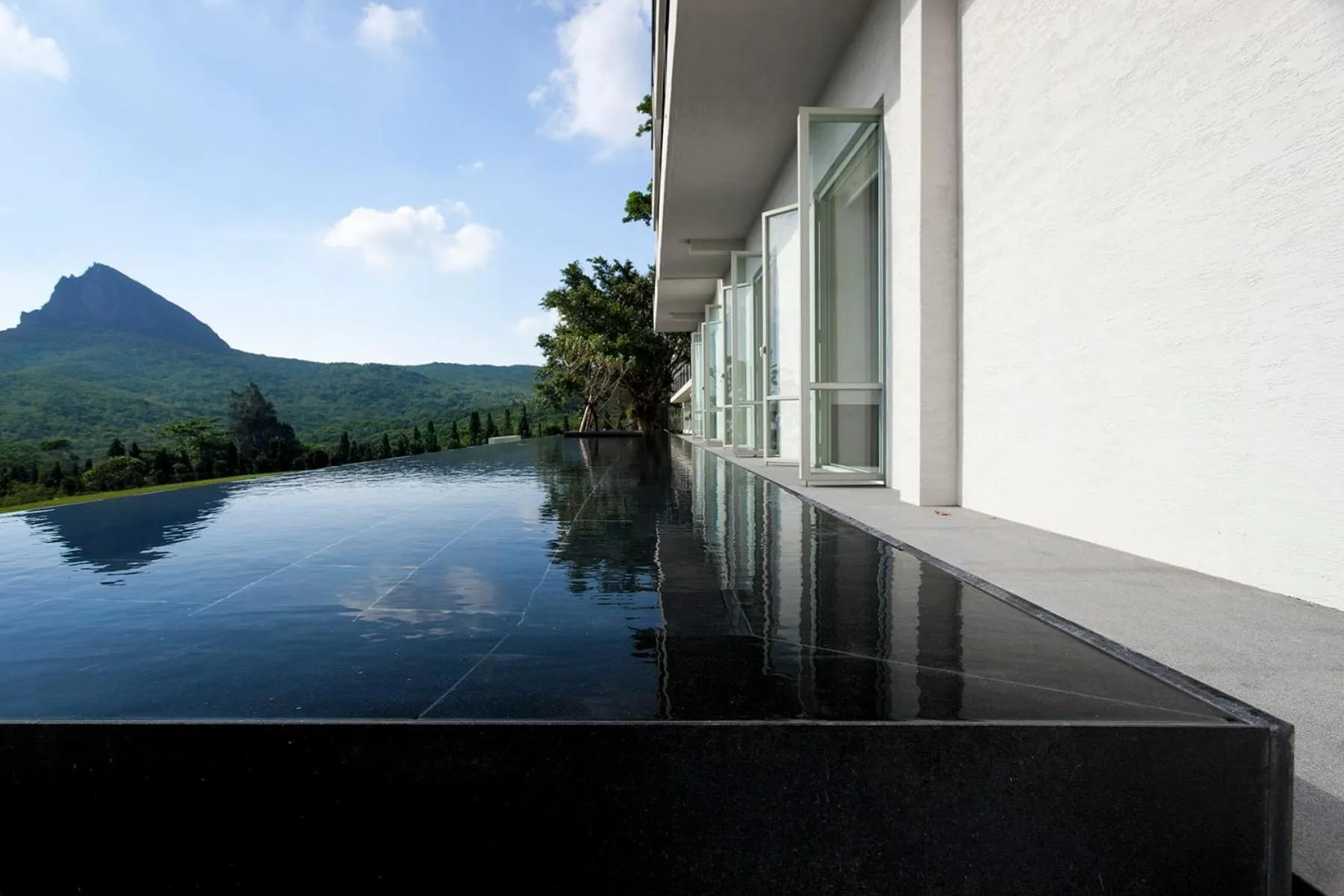 Property building in Gloria Manor