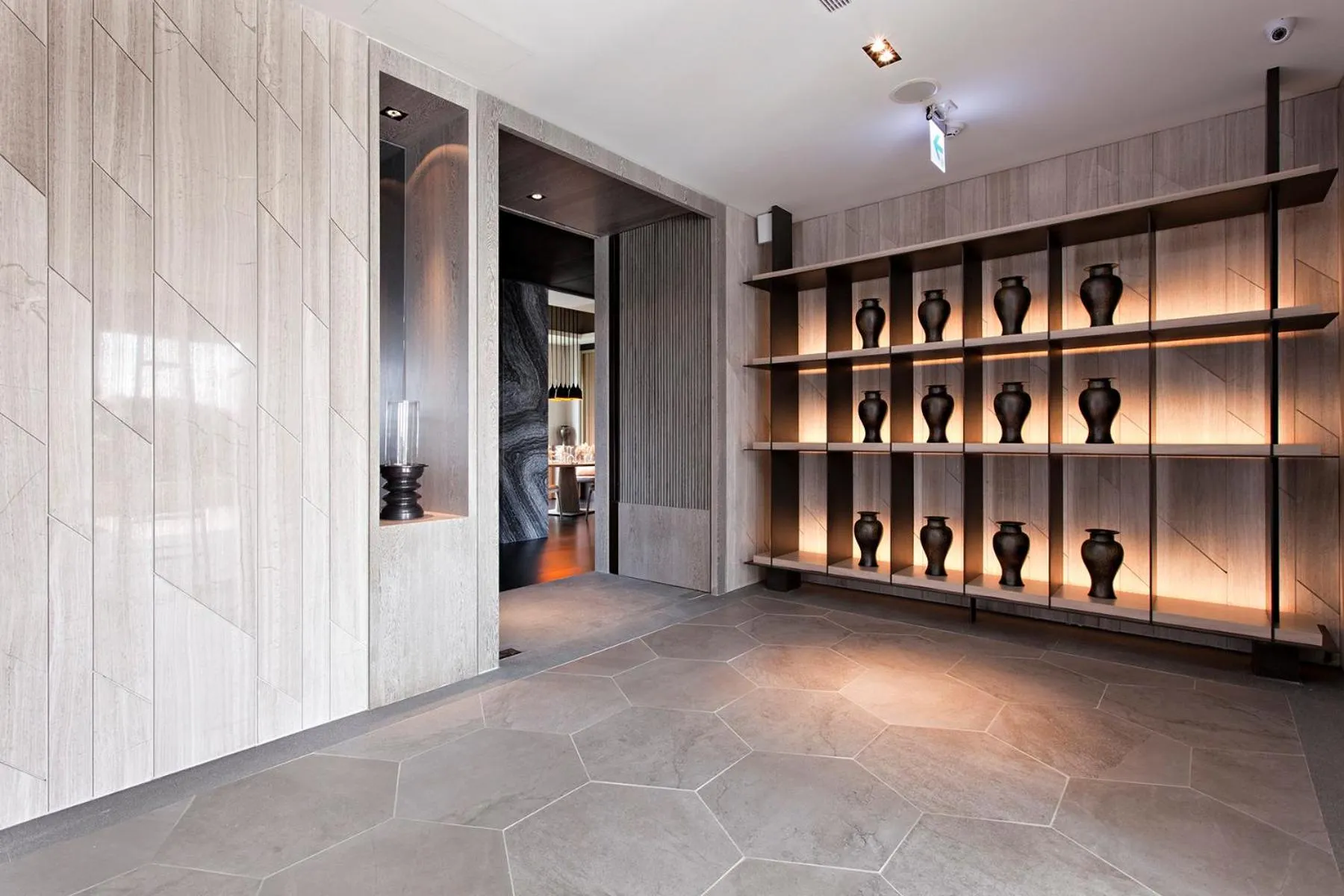 Decorative detail in Gloria Manor