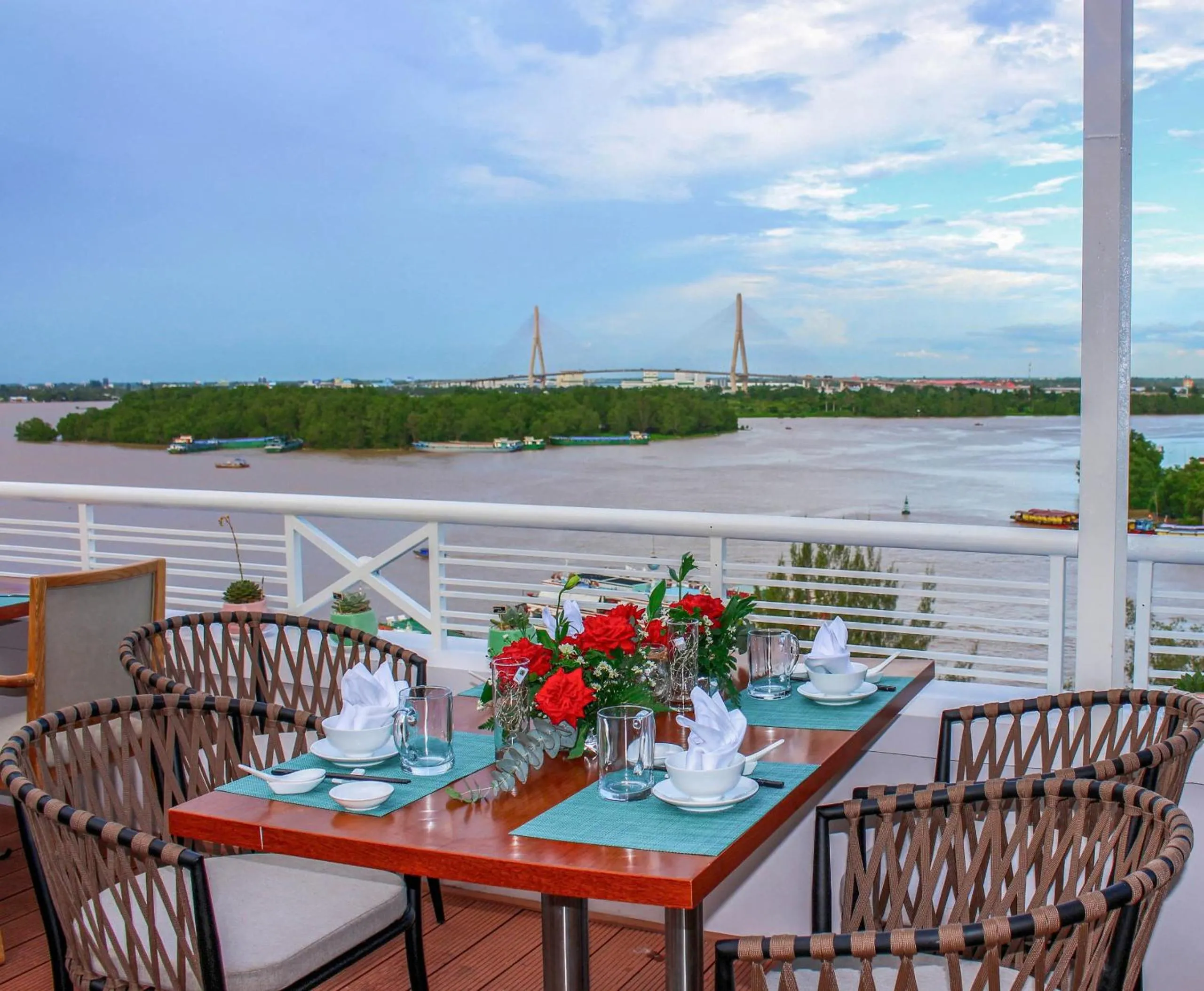 Restaurant/places to eat in TTC Hotel Can Tho