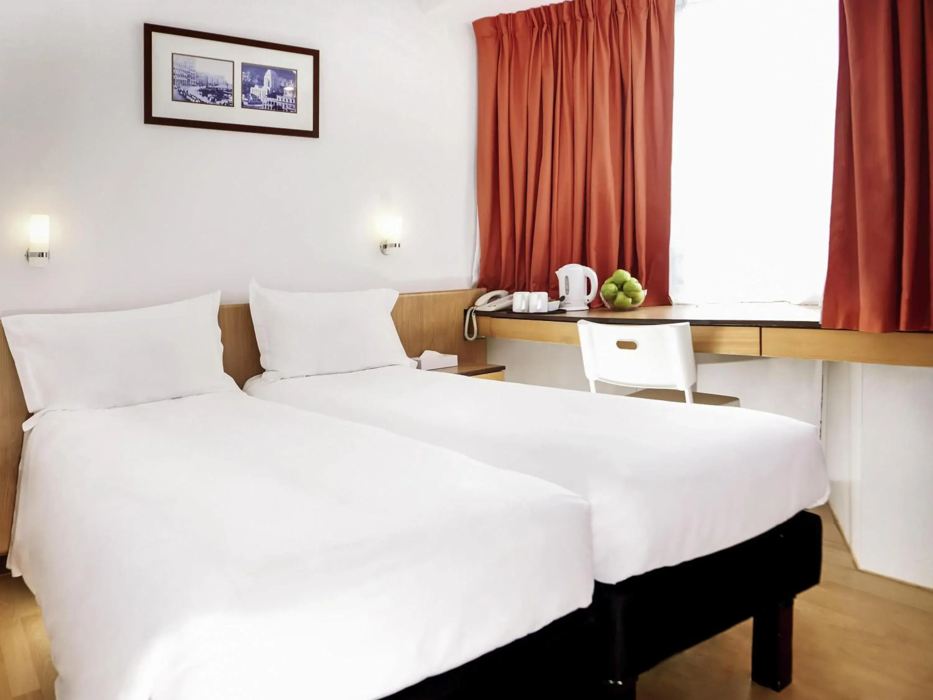 Superior Twin Room in ibis Hong Kong North Point Superior Twin Room in ibis Hong Kong North Point