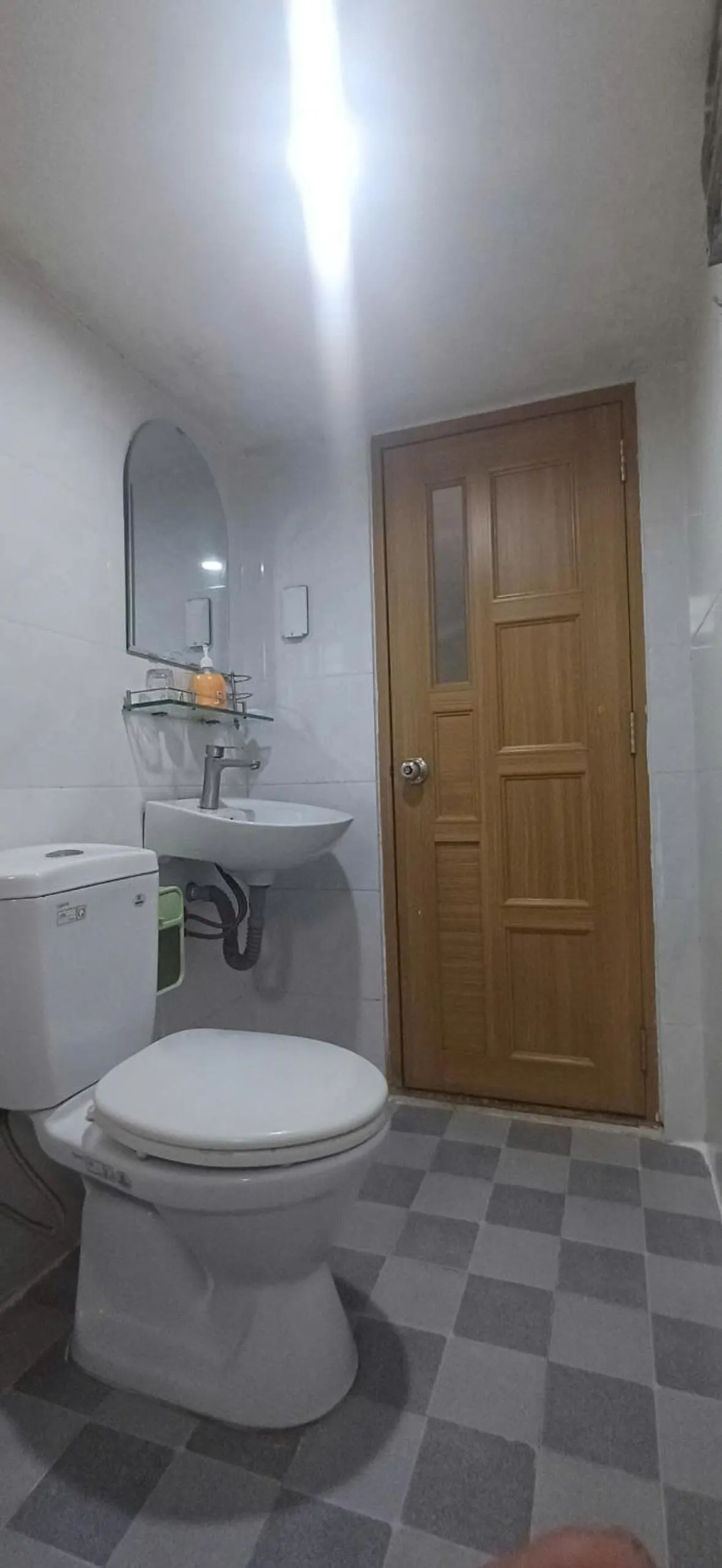 Shower in Seashine Apartment