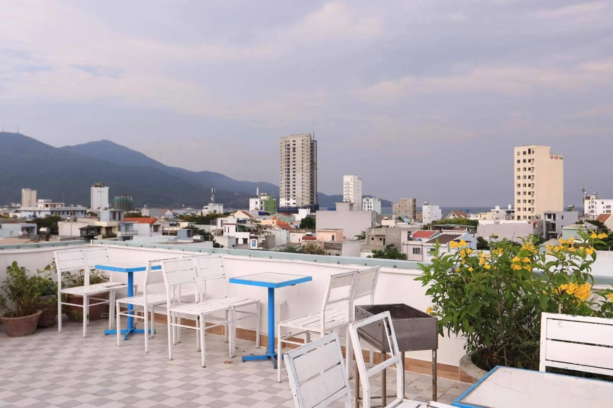BBQ facilities in Seashine Apartment