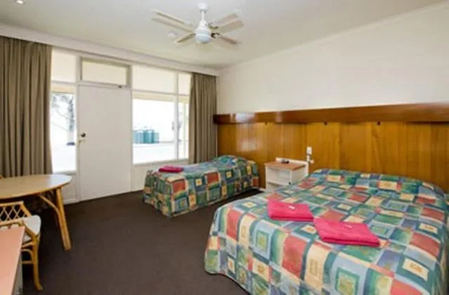 Bedroom, Bed in Barmera Lake Resort Motel