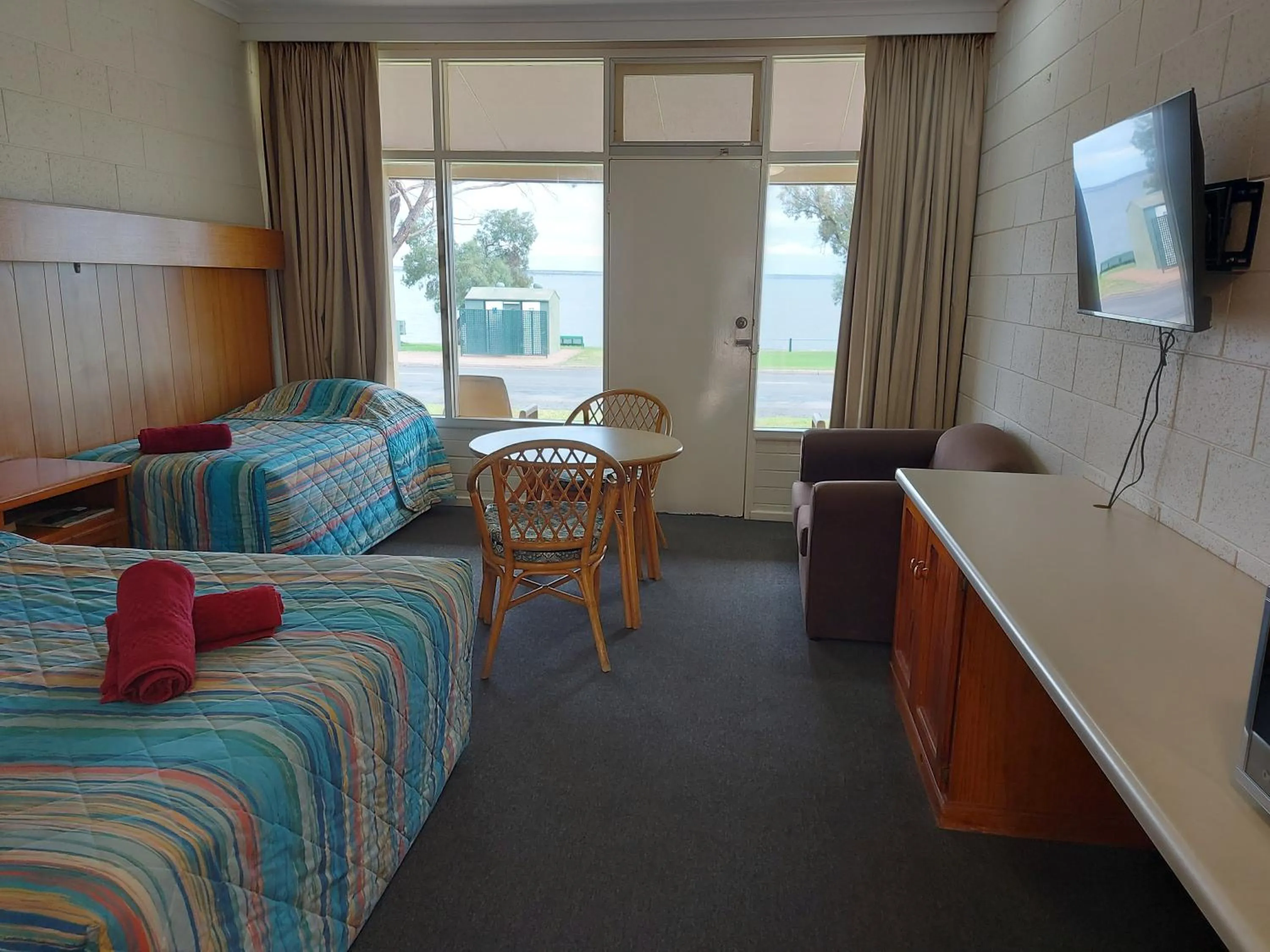 Bed in Barmera Lake Resort Motel