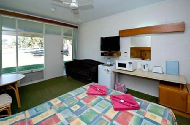Bedroom, Bed in Barmera Lake Resort Motel