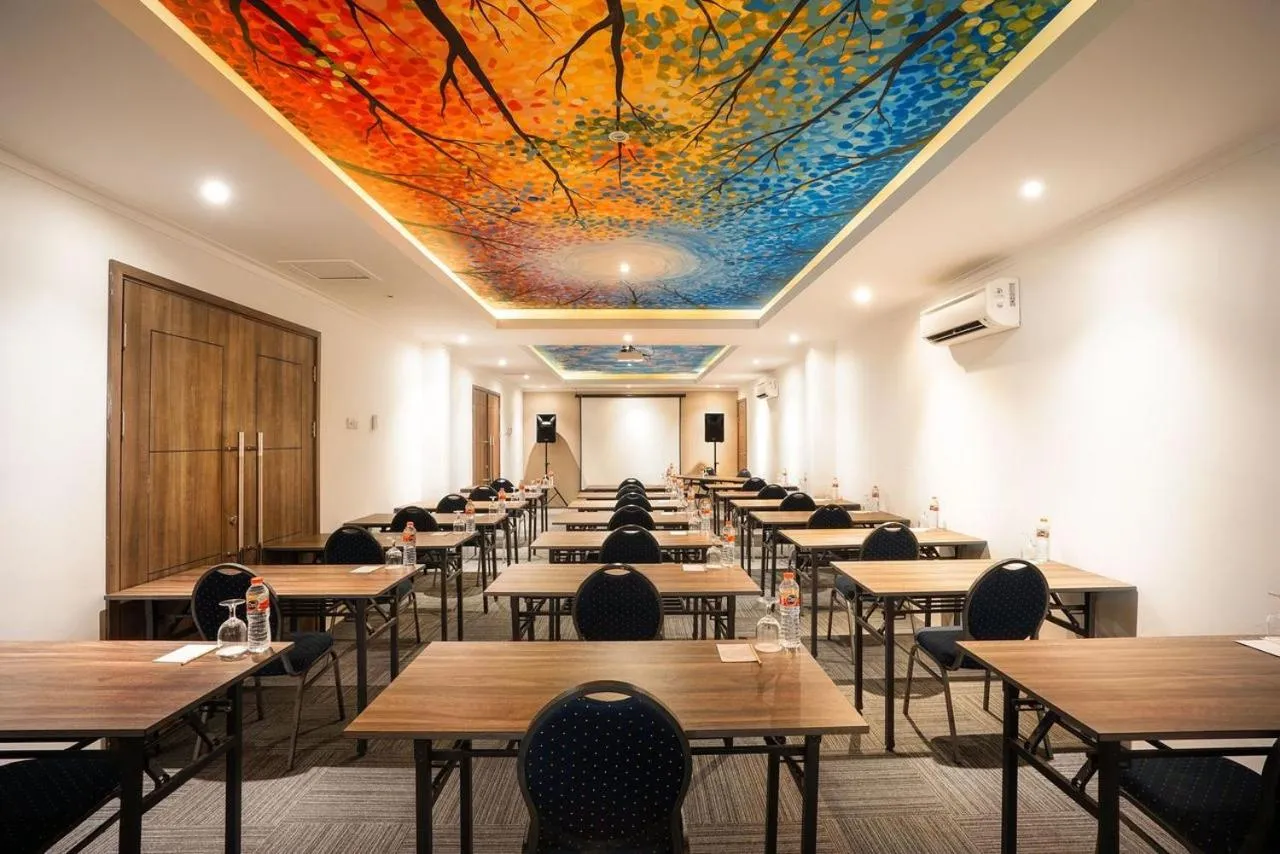 Kaloka Airport Hotel