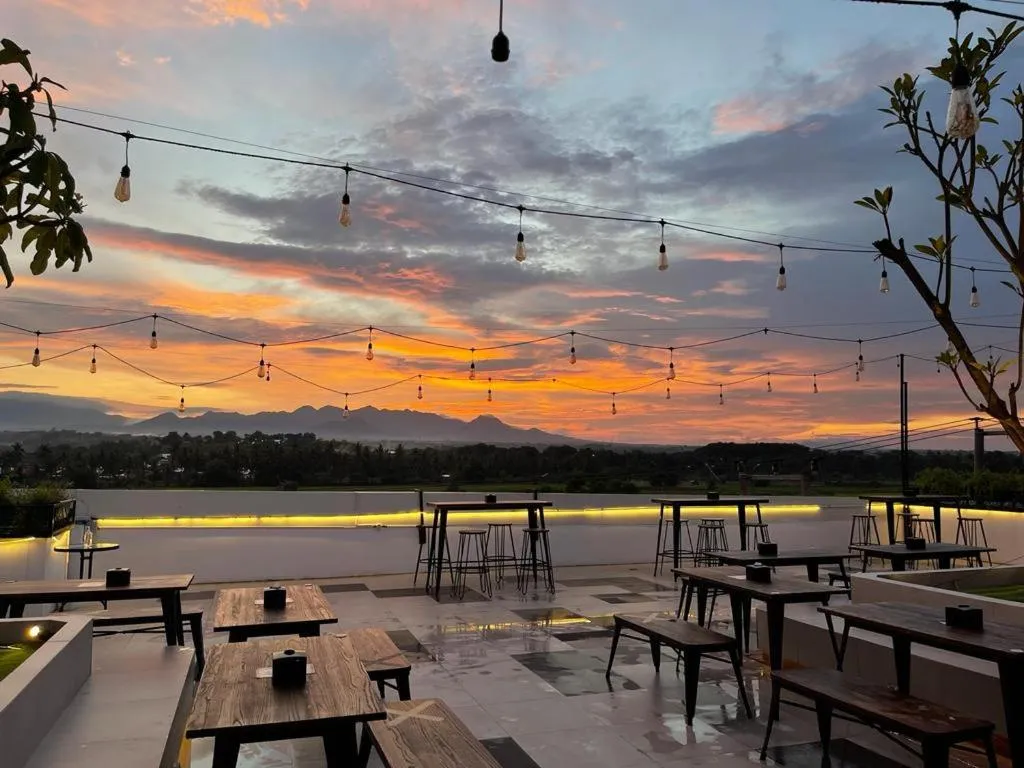 Kaloka Airport Hotel