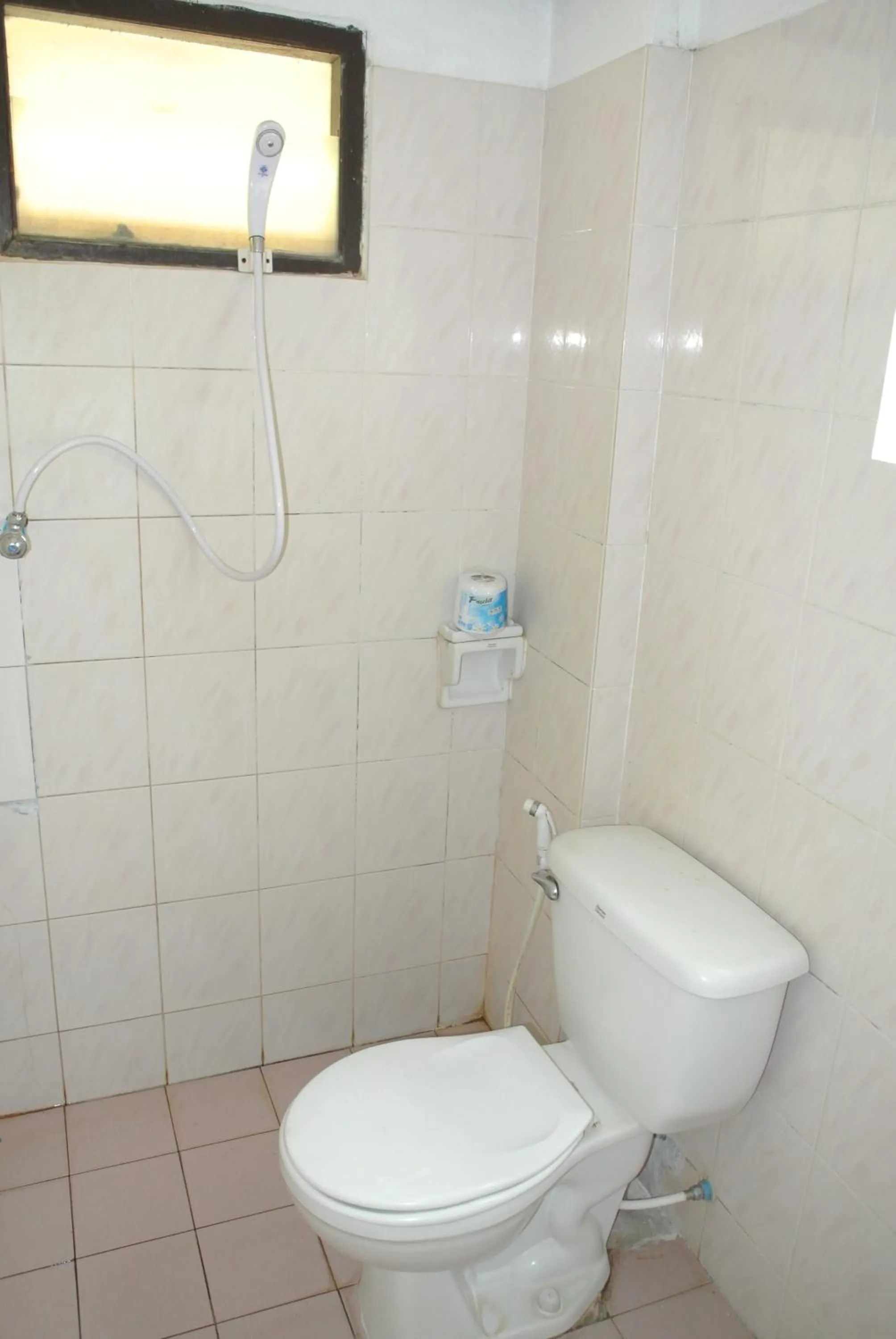 Bathroom in Seashell Coconut Village Koh Tao