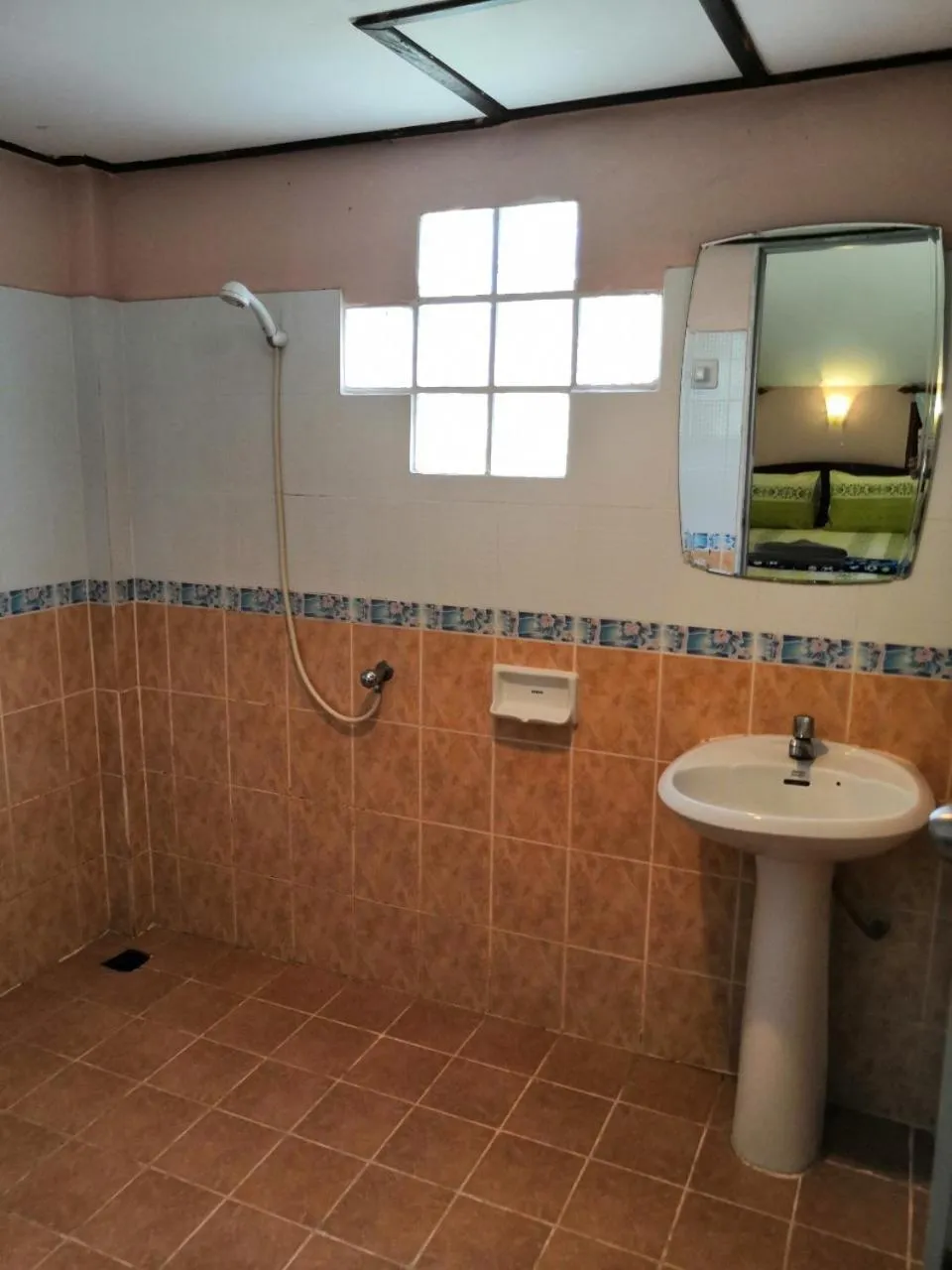 Bathroom in Seashell Coconut Village Koh Tao