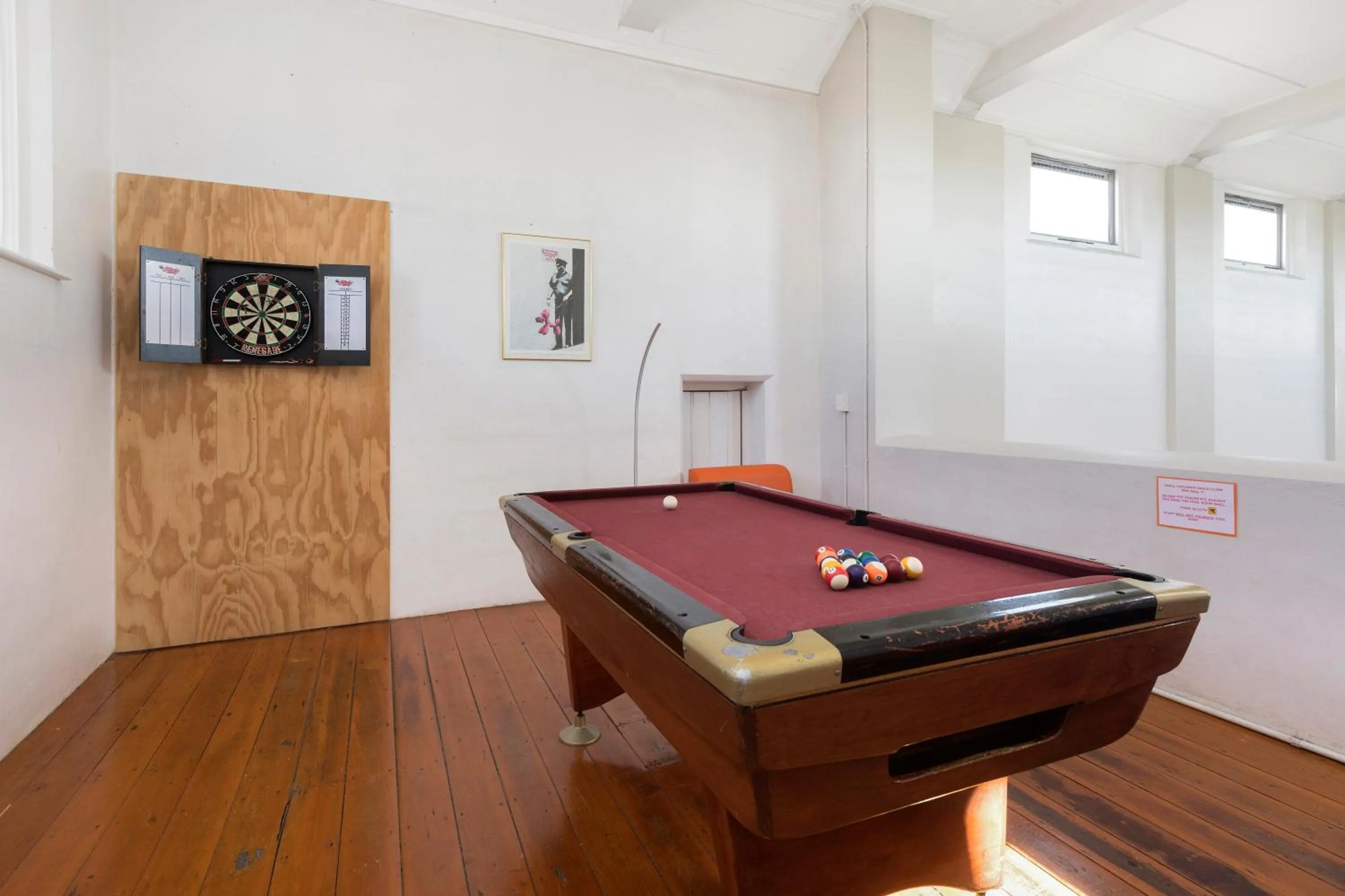 Billiard in Jailhouse Accommodation