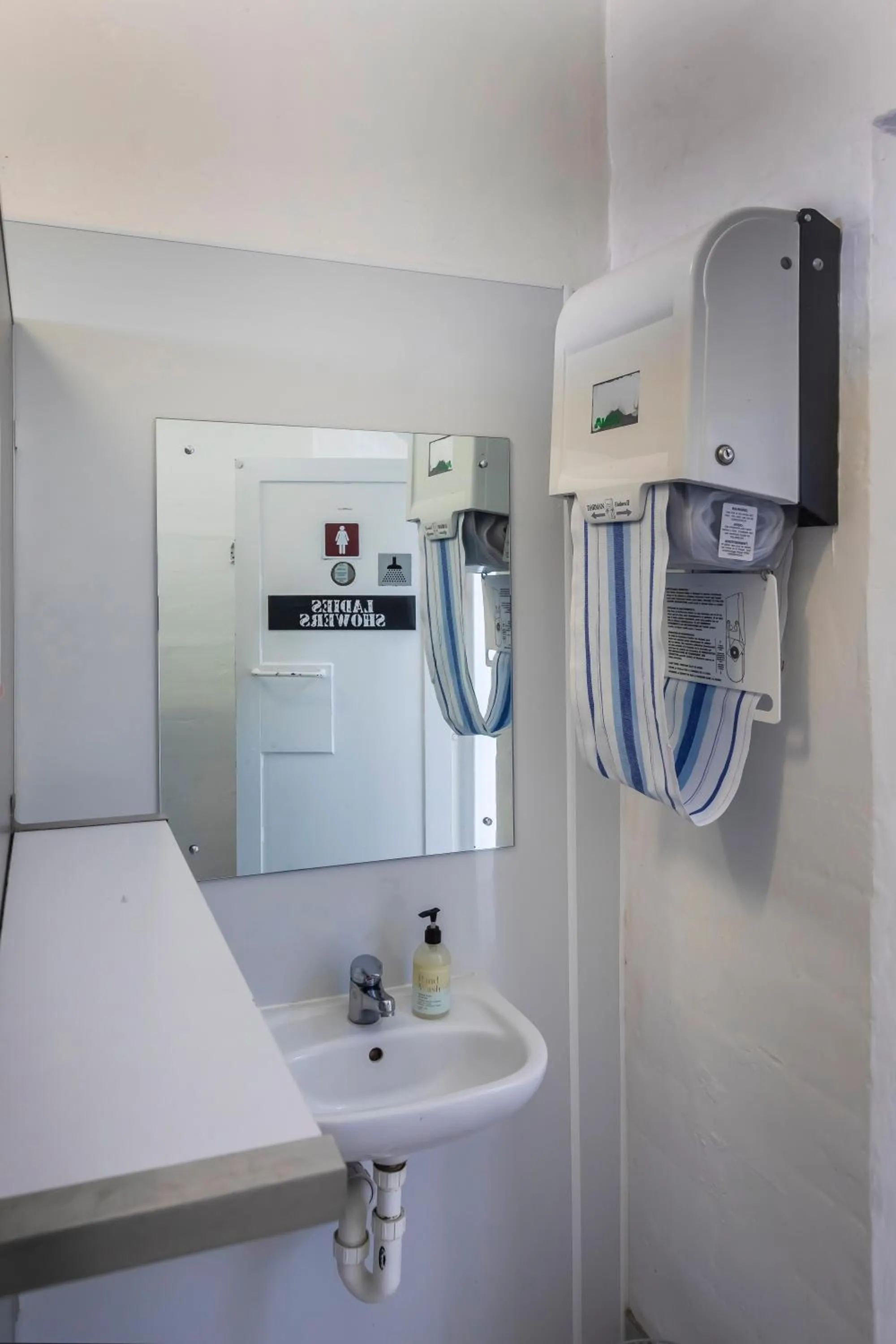 Bathroom in Jailhouse Accommodation