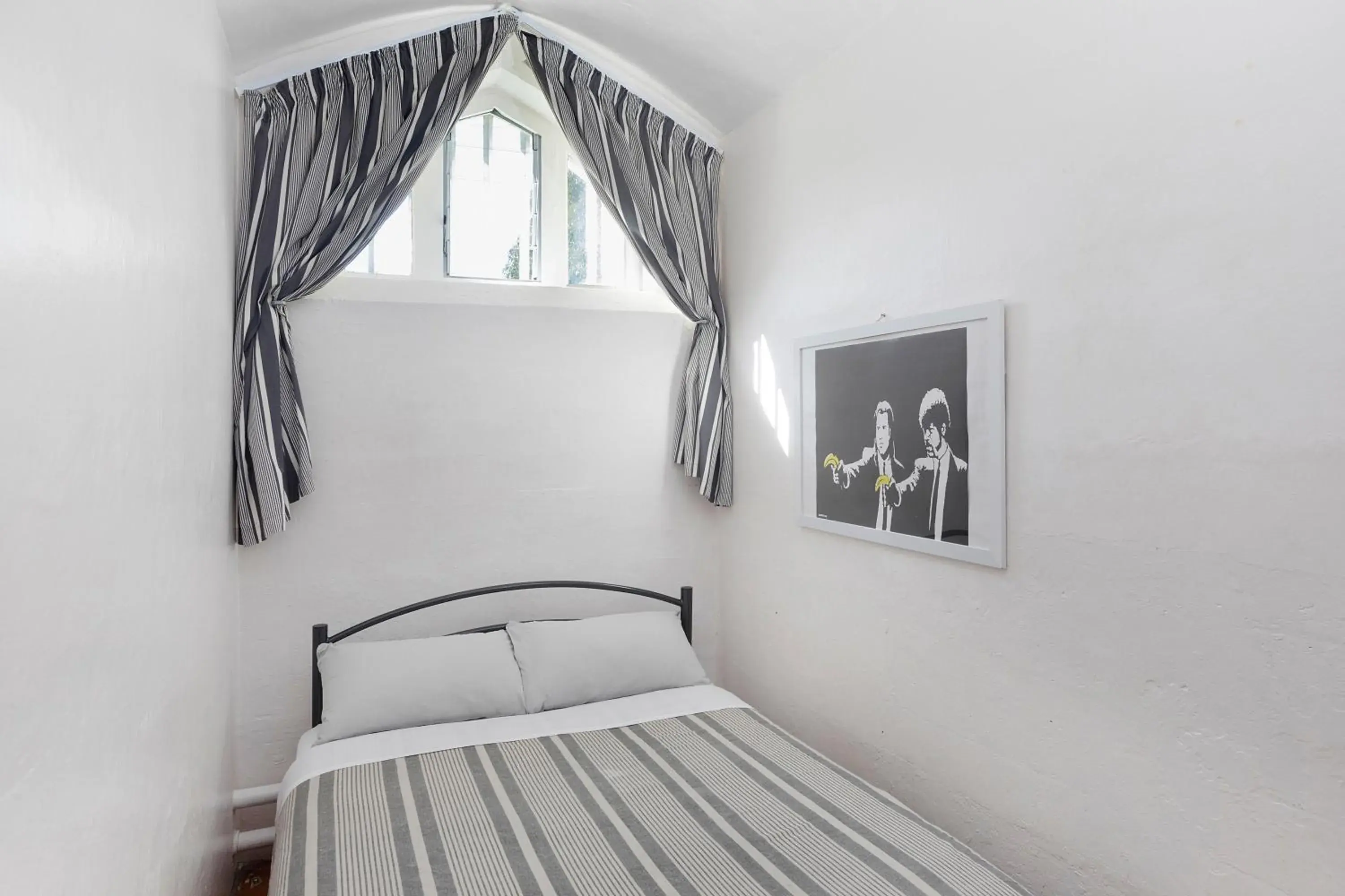 Double Room with Shared Bathroom in Jailhouse Accommodation Double Room with Shared Bathroom in Jailhouse Accommodation