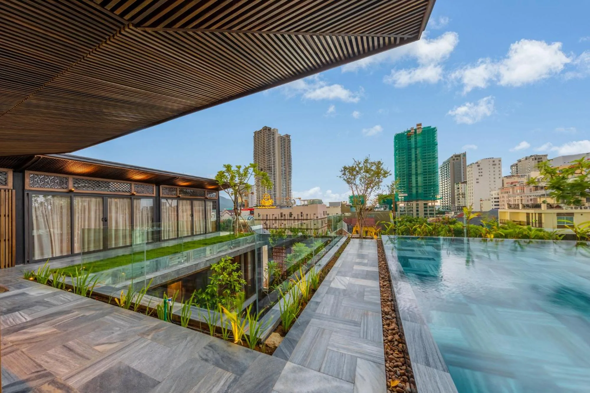 Swimming pool in Minh Boutique