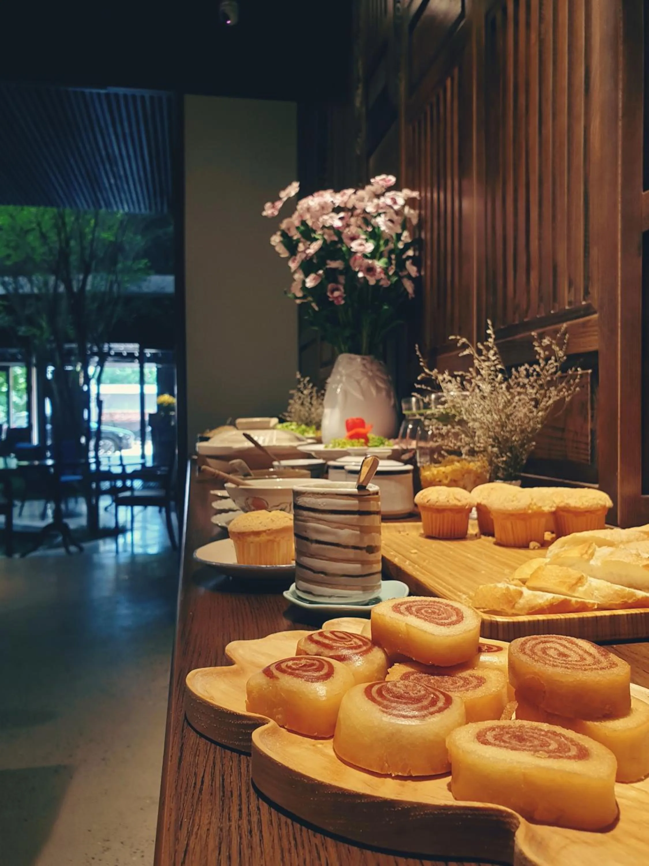 Food in Minh Boutique