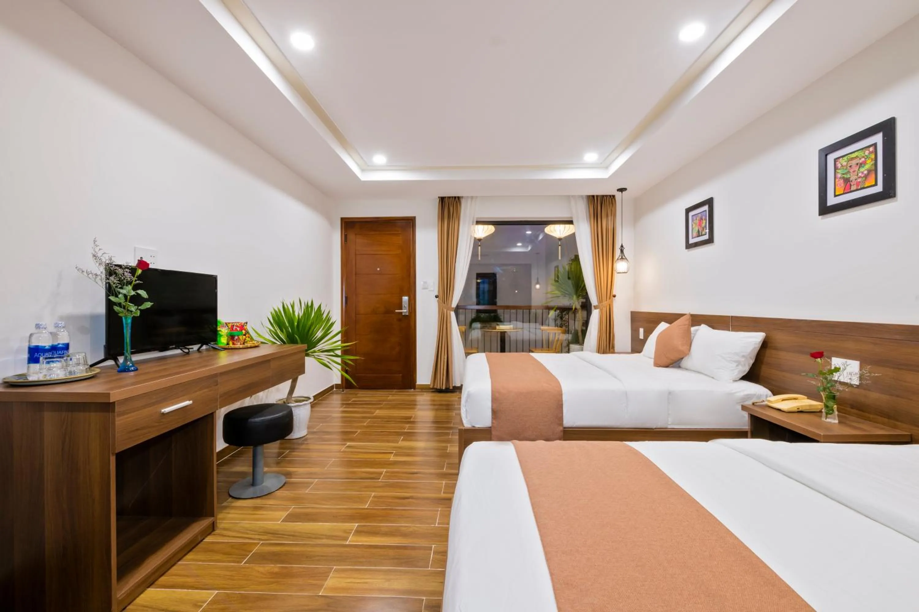 Family Balcony With Courtyard view in Brother Villa Hoi An