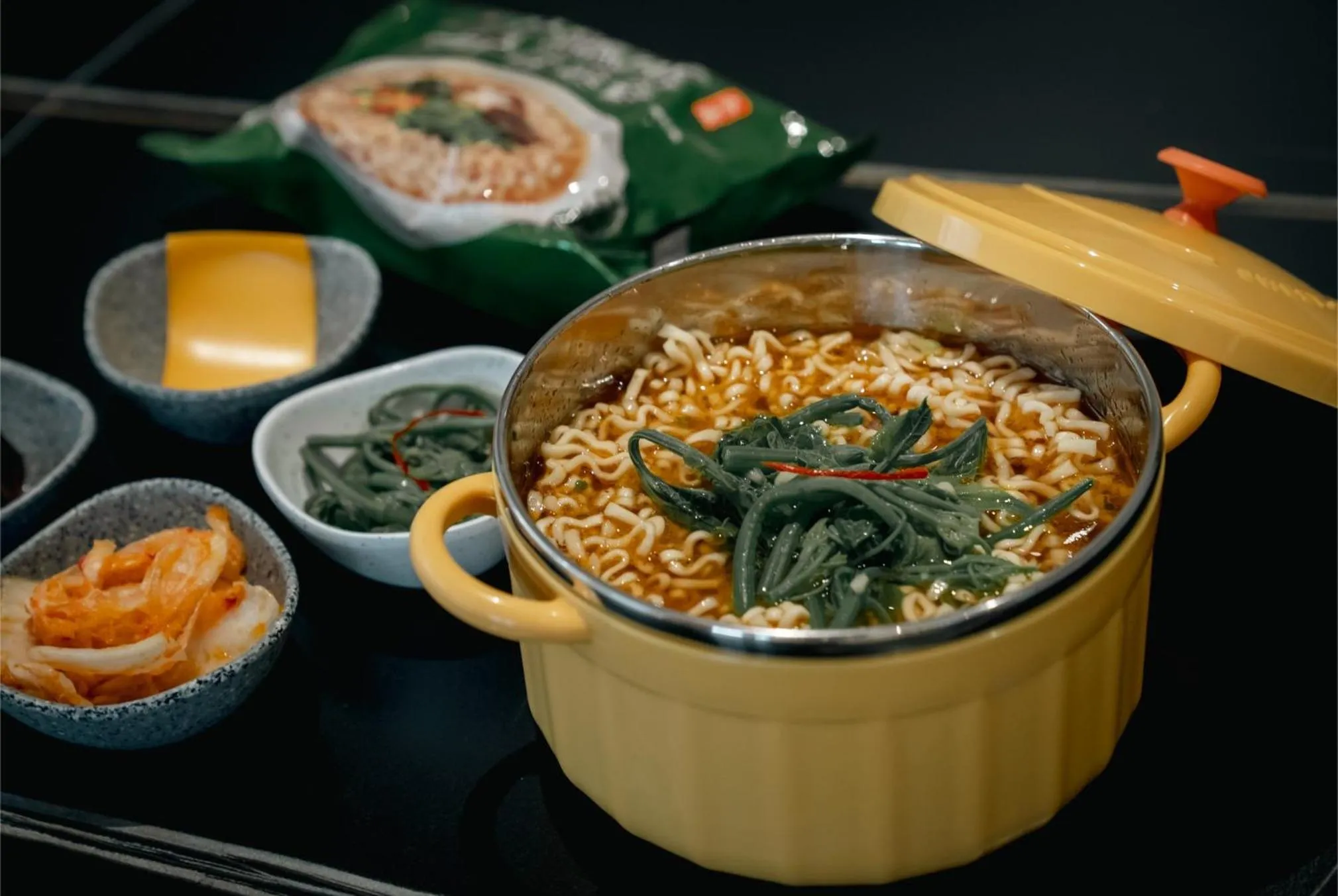 Restaurant/places to eat in East Coast Hotel