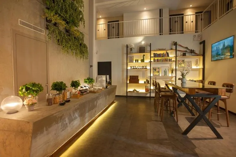 Food and drinks in HAKO HOTEL (MOUNT AUSTIN)