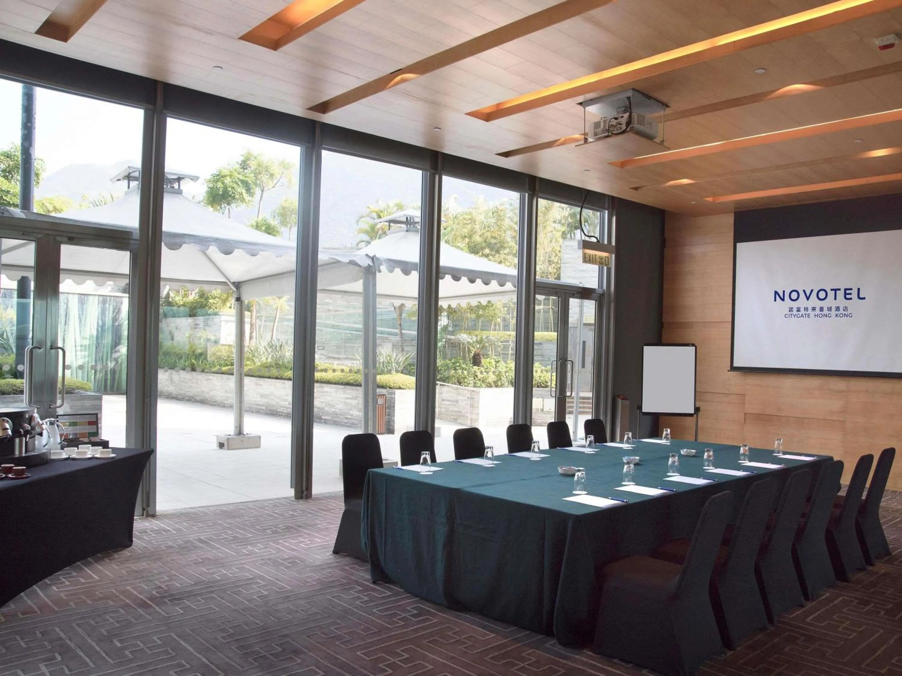 Meeting/conference room in Novotel Citygate Hong Kong