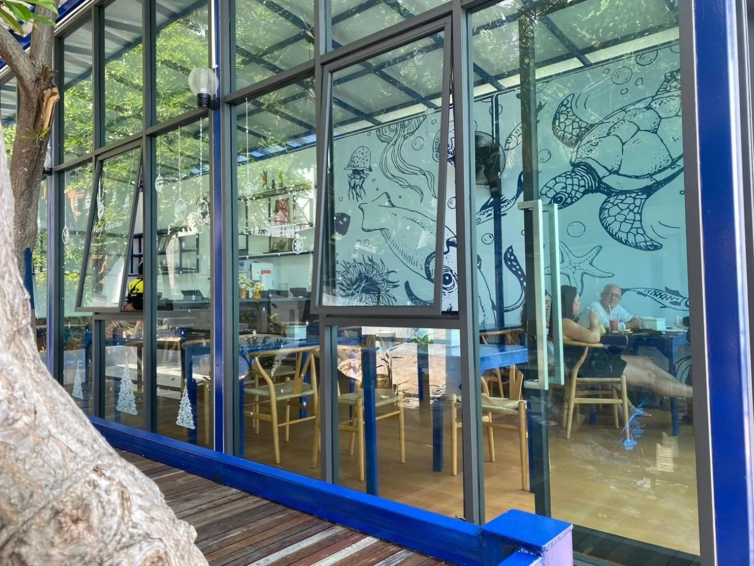 Restaurant/places to eat in P.D. Beach Resort