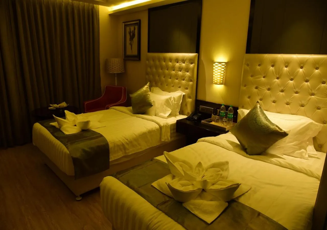 Bedroom, Bed in OM Clarks Inn Raebareli