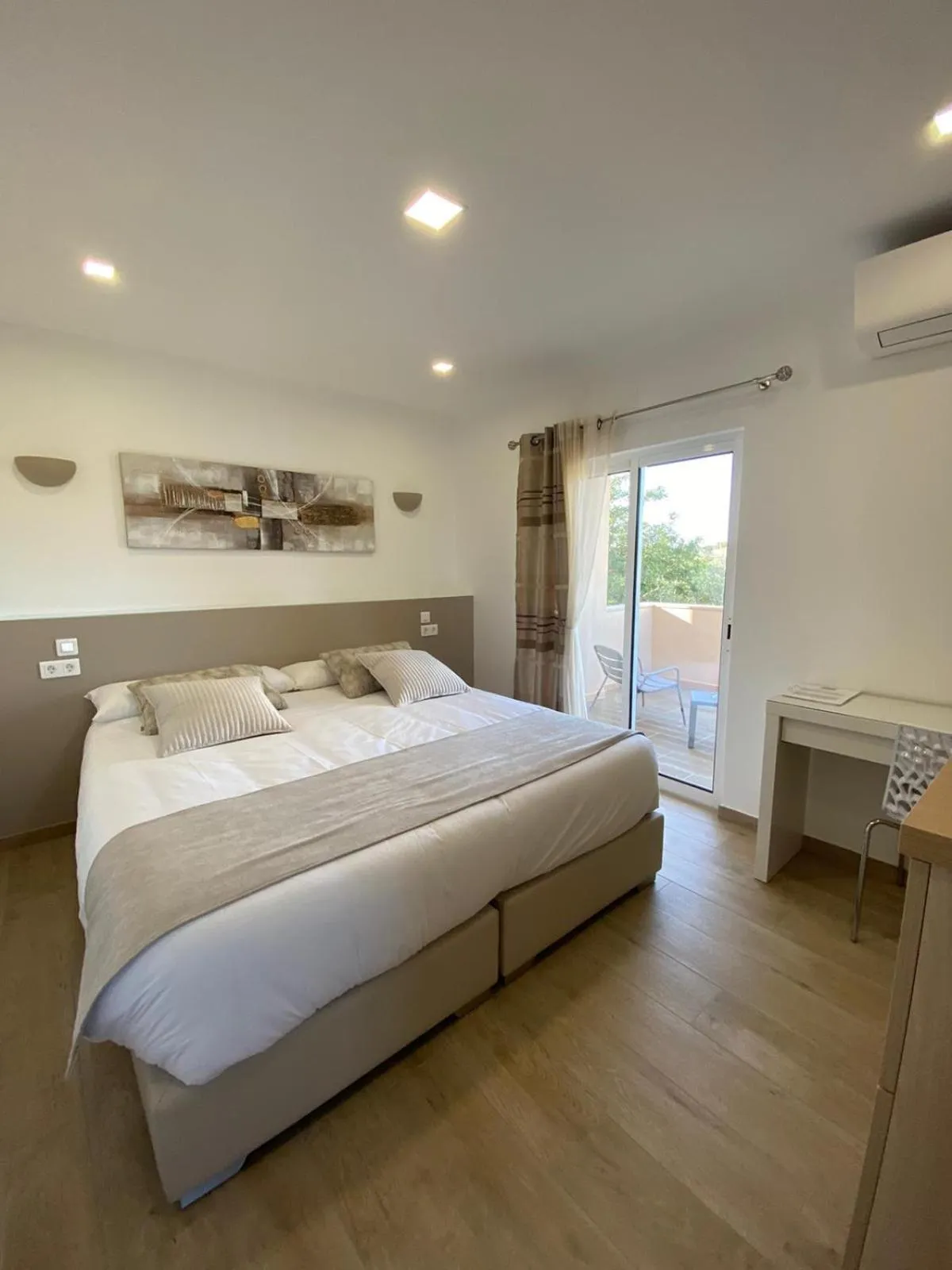 Bedroom in VILLA L'ESTAQUE
