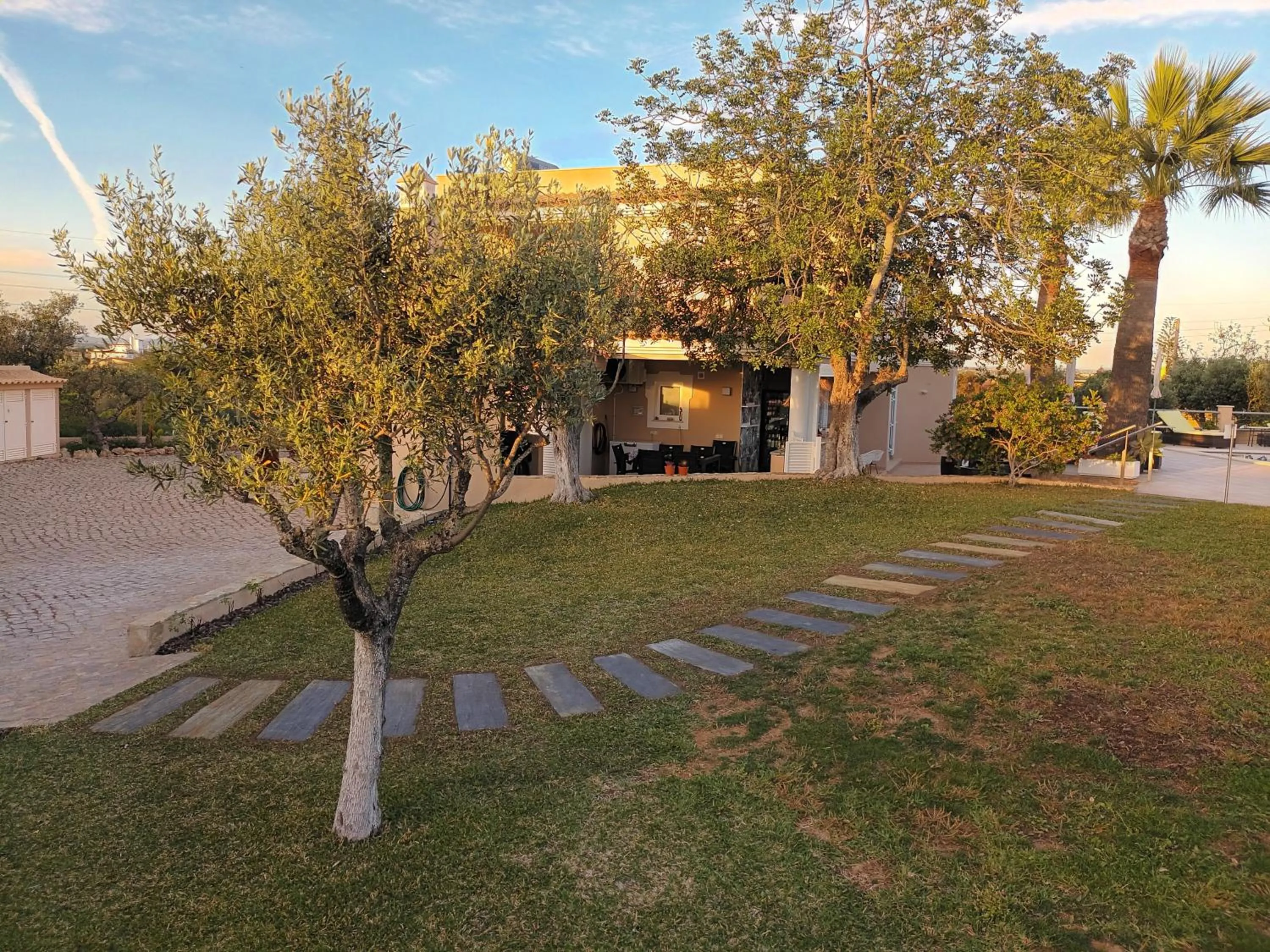 Garden in VILLA L'ESTAQUE