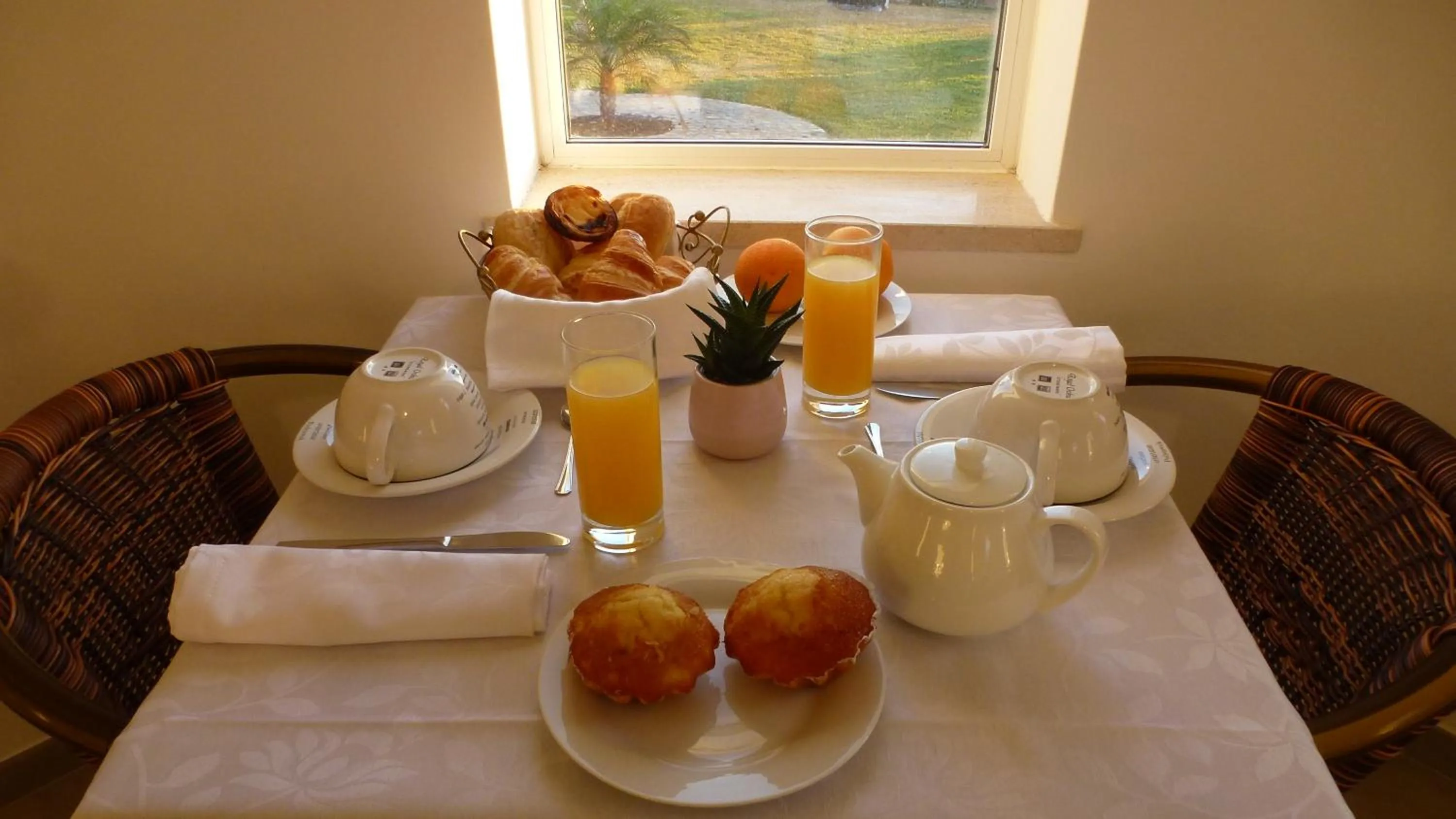 Food and drinks in VILLA L'ESTAQUE