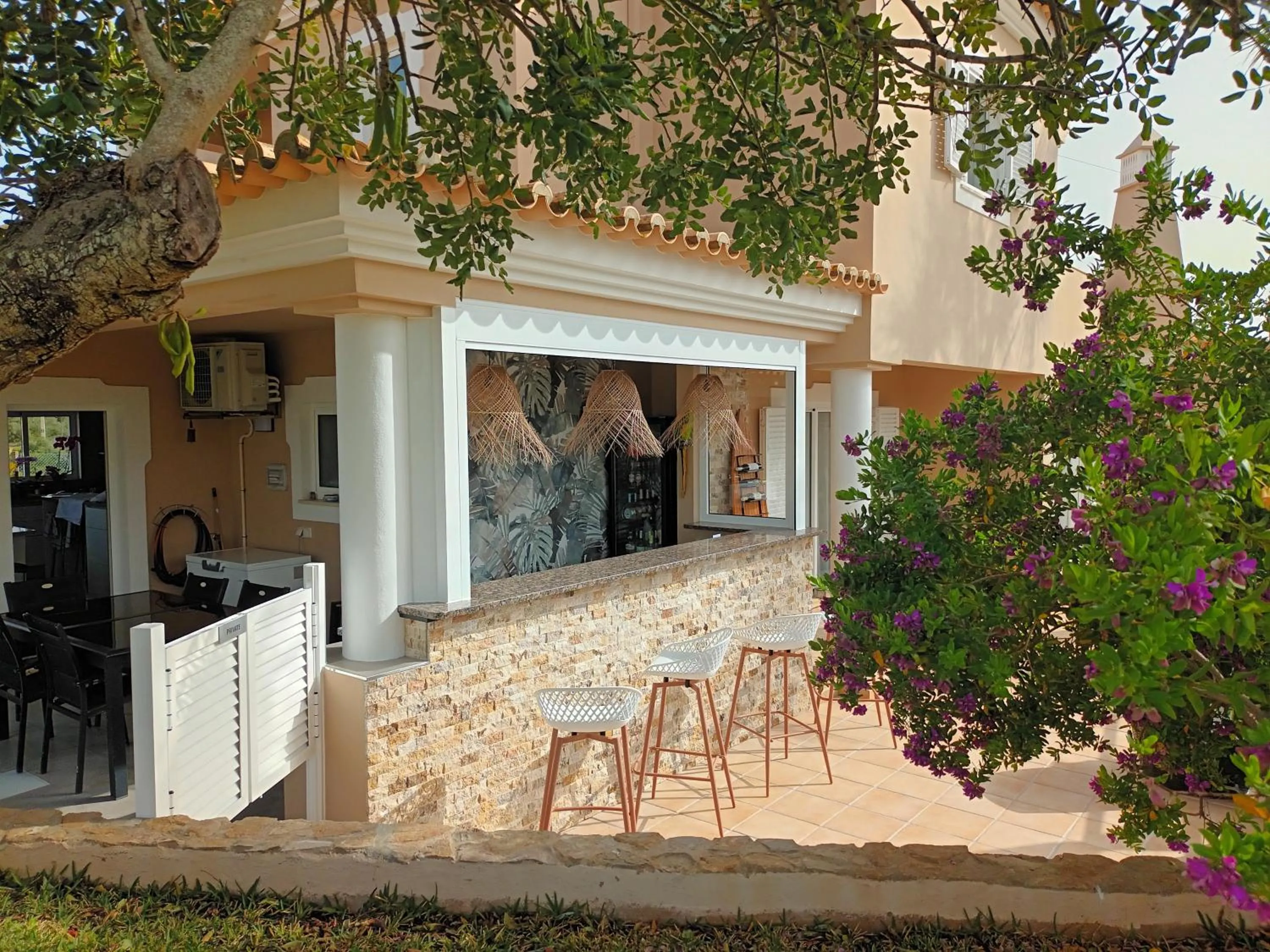 Property building in VILLA L'ESTAQUE