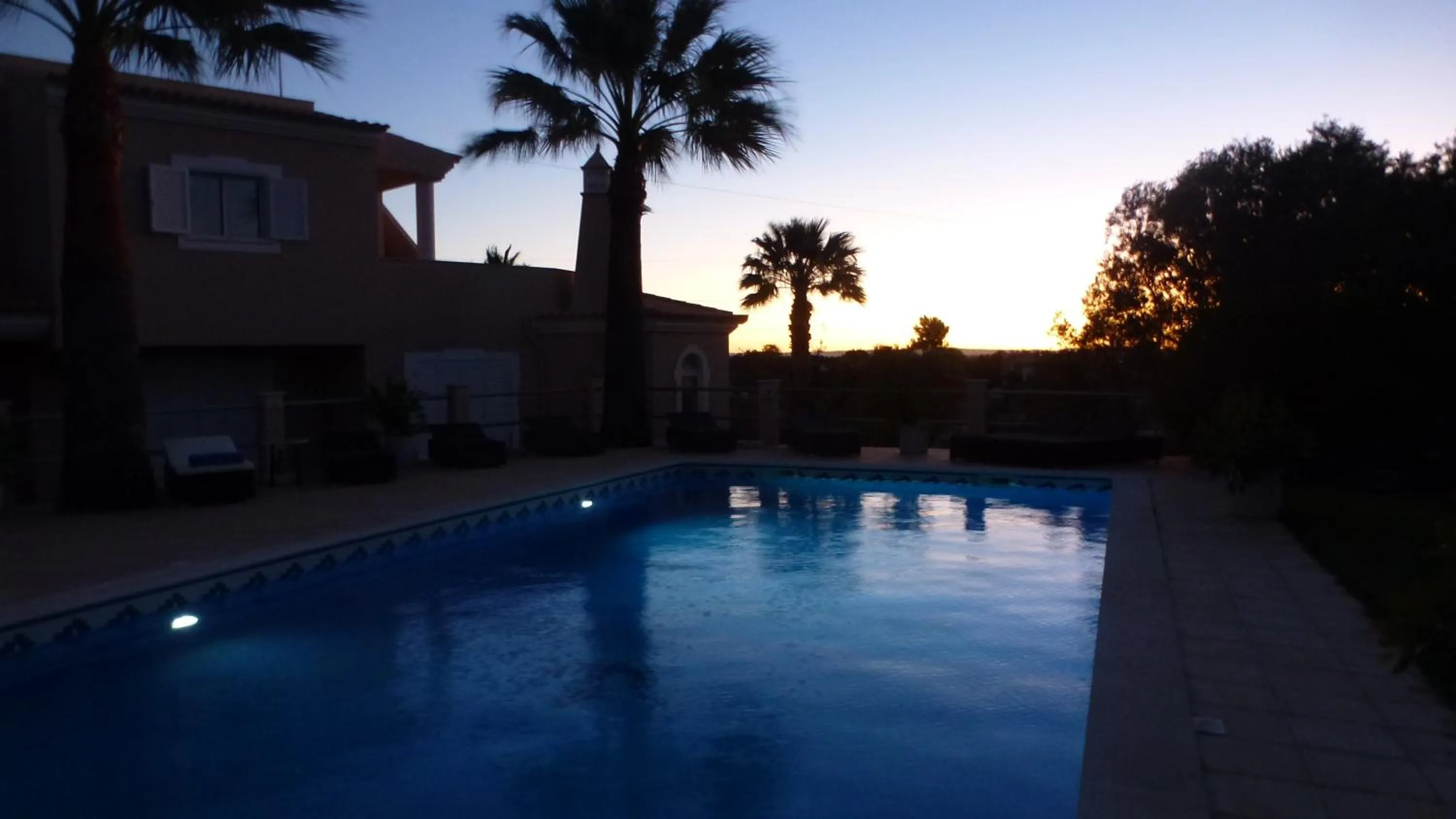 Swimming pool in VILLA L'ESTAQUE