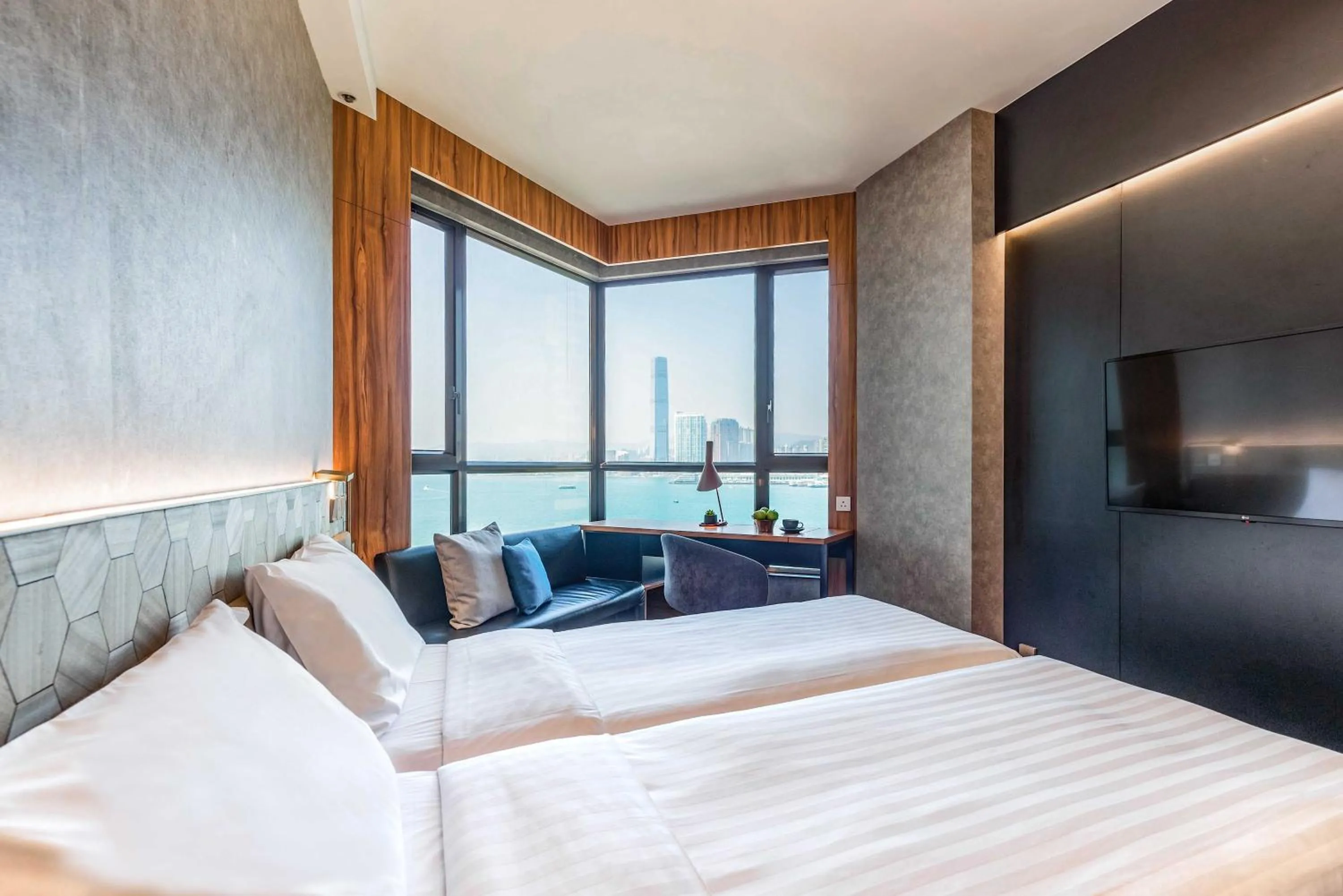 Bed in The Harbourview - Chinese YMCA of Hong Kong