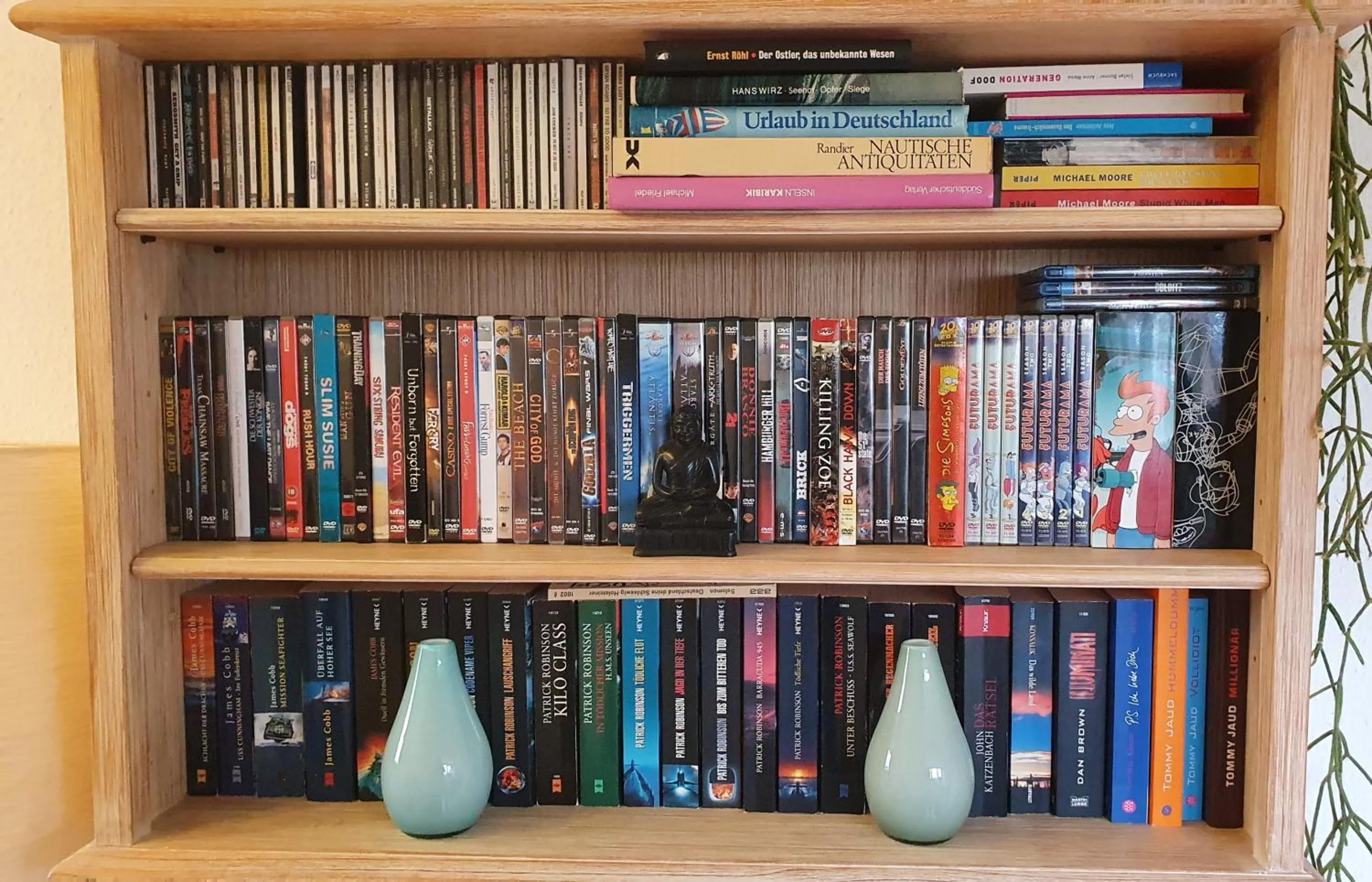 Library in Ferienwohnung Nordlicht Laboe