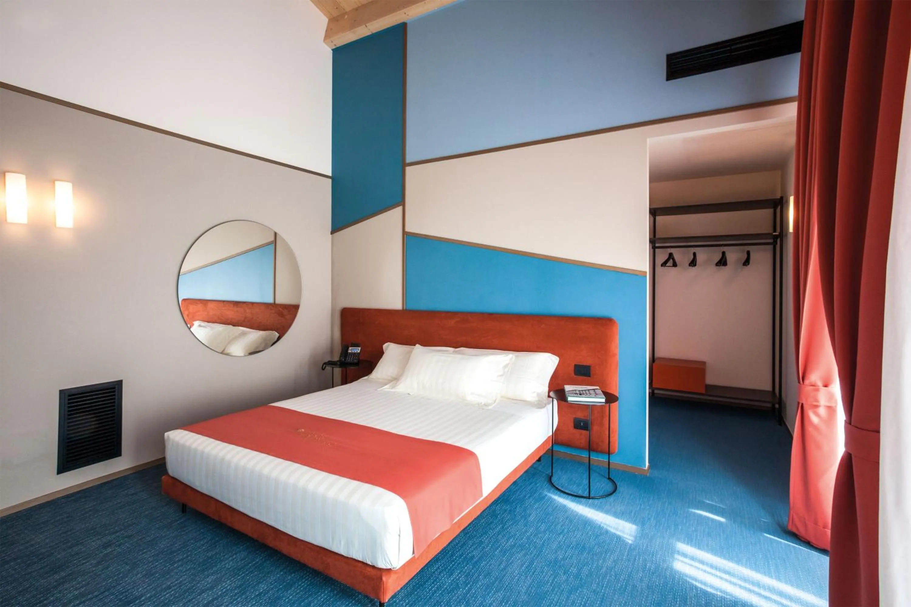 Bed in Best Western Plus Dimora del Monaco