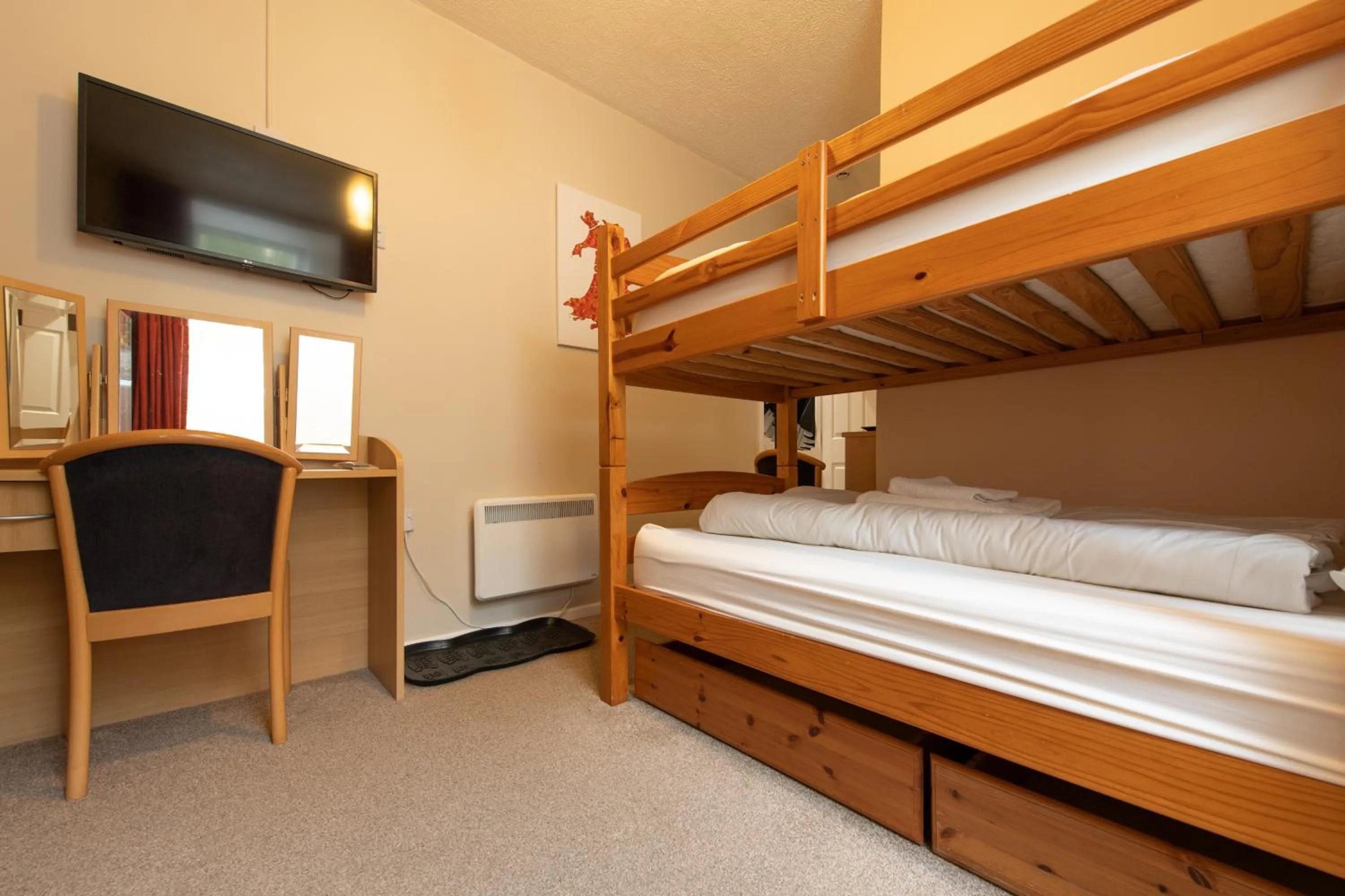 Bed in Tyn-y-Coed Inn