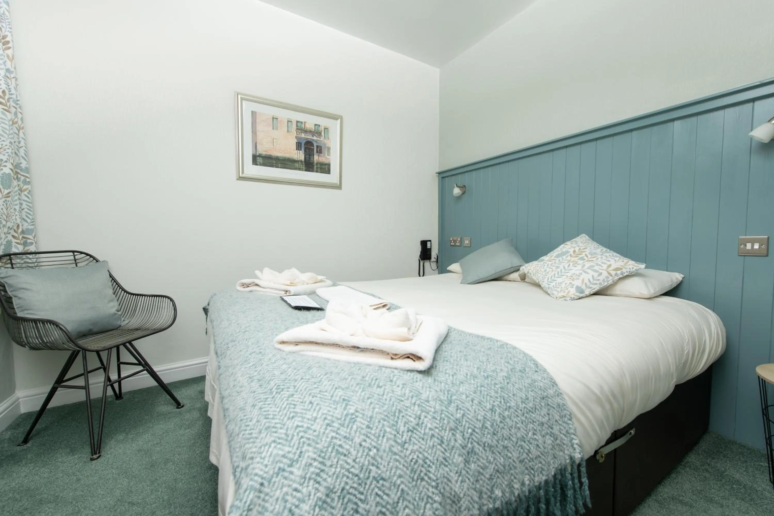 Bed in Tyn-y-Coed Inn