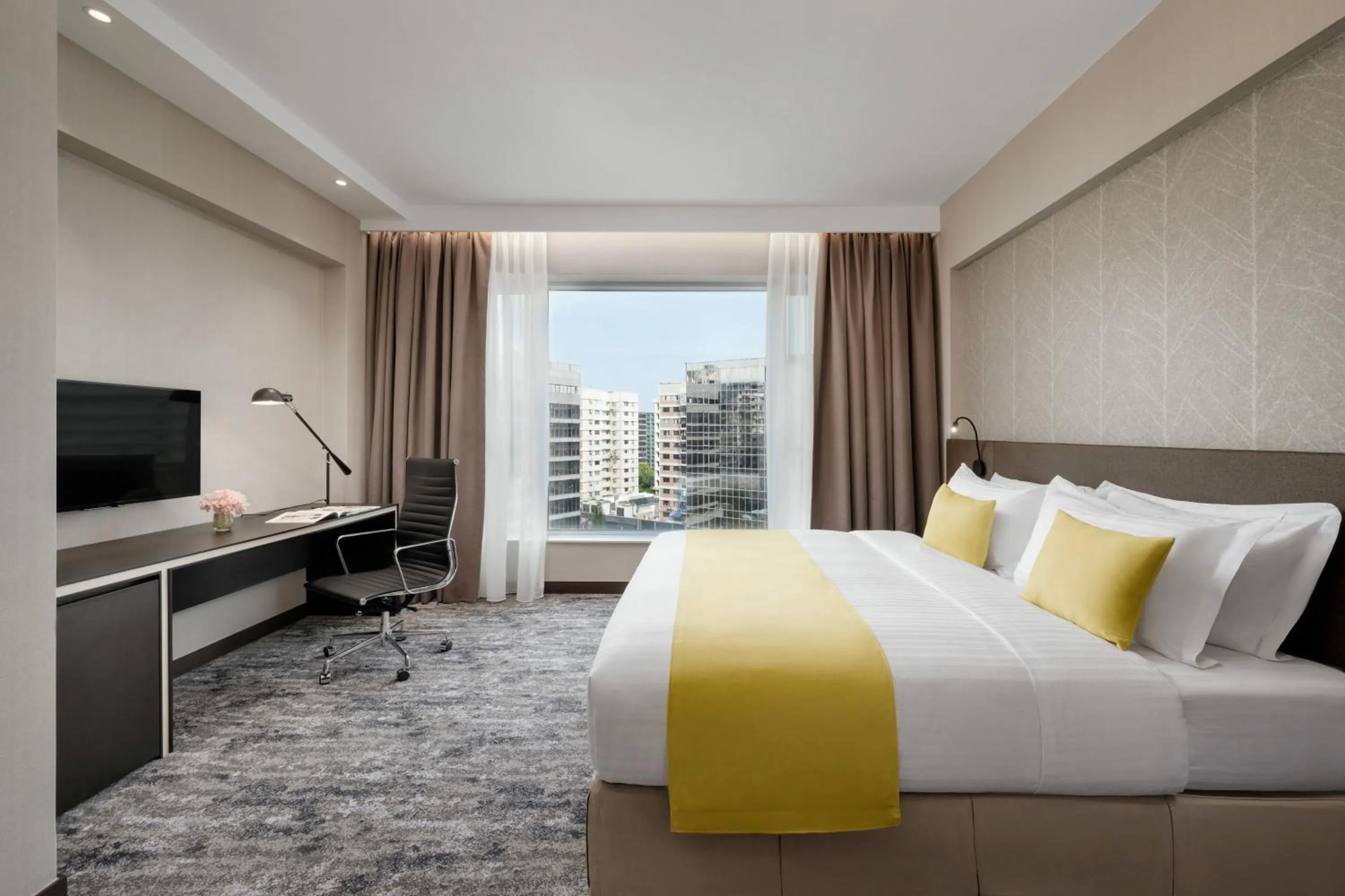 TV and multimedia, Bed in Park Hotel Hong Kong